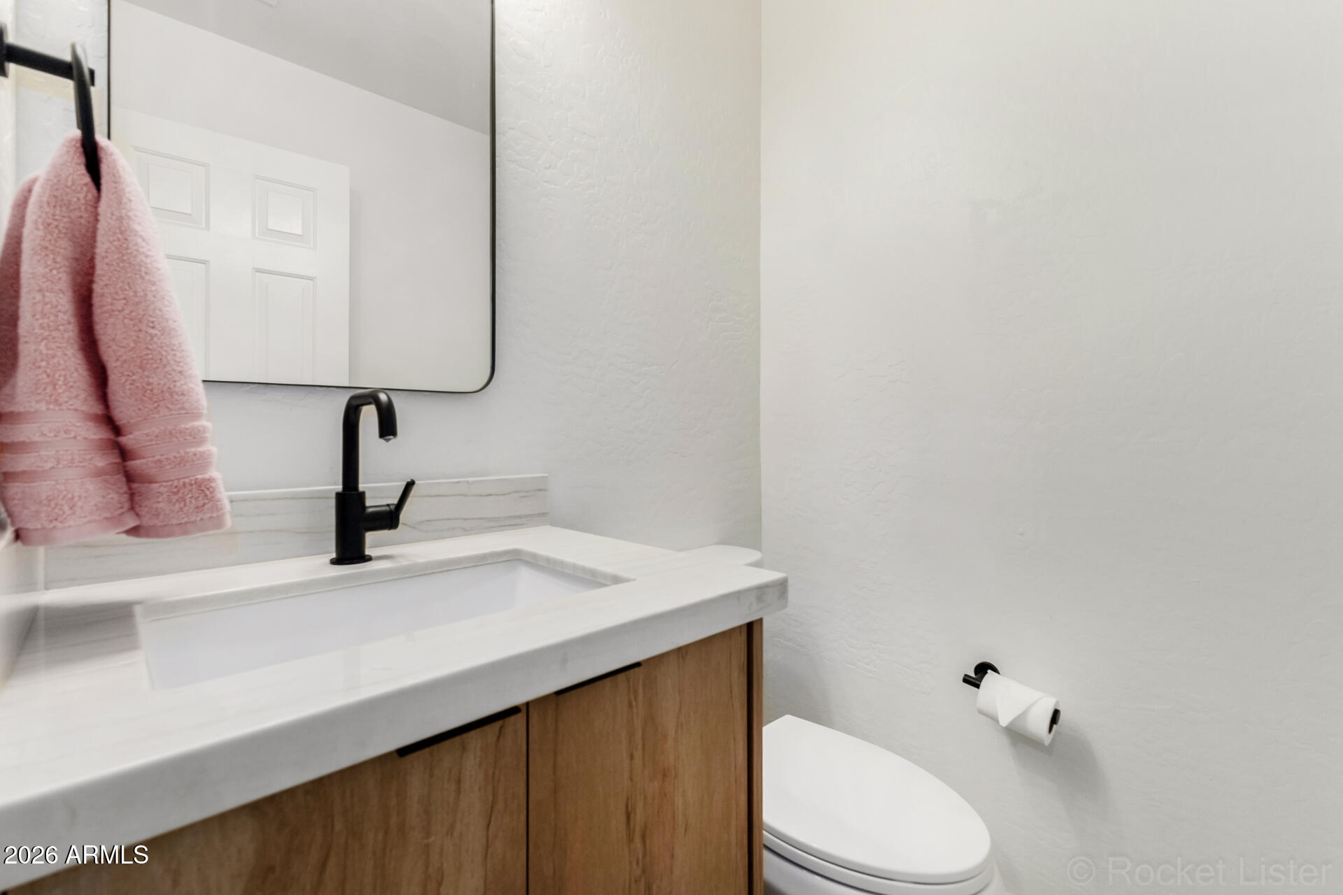 5128 E Roberta Drive