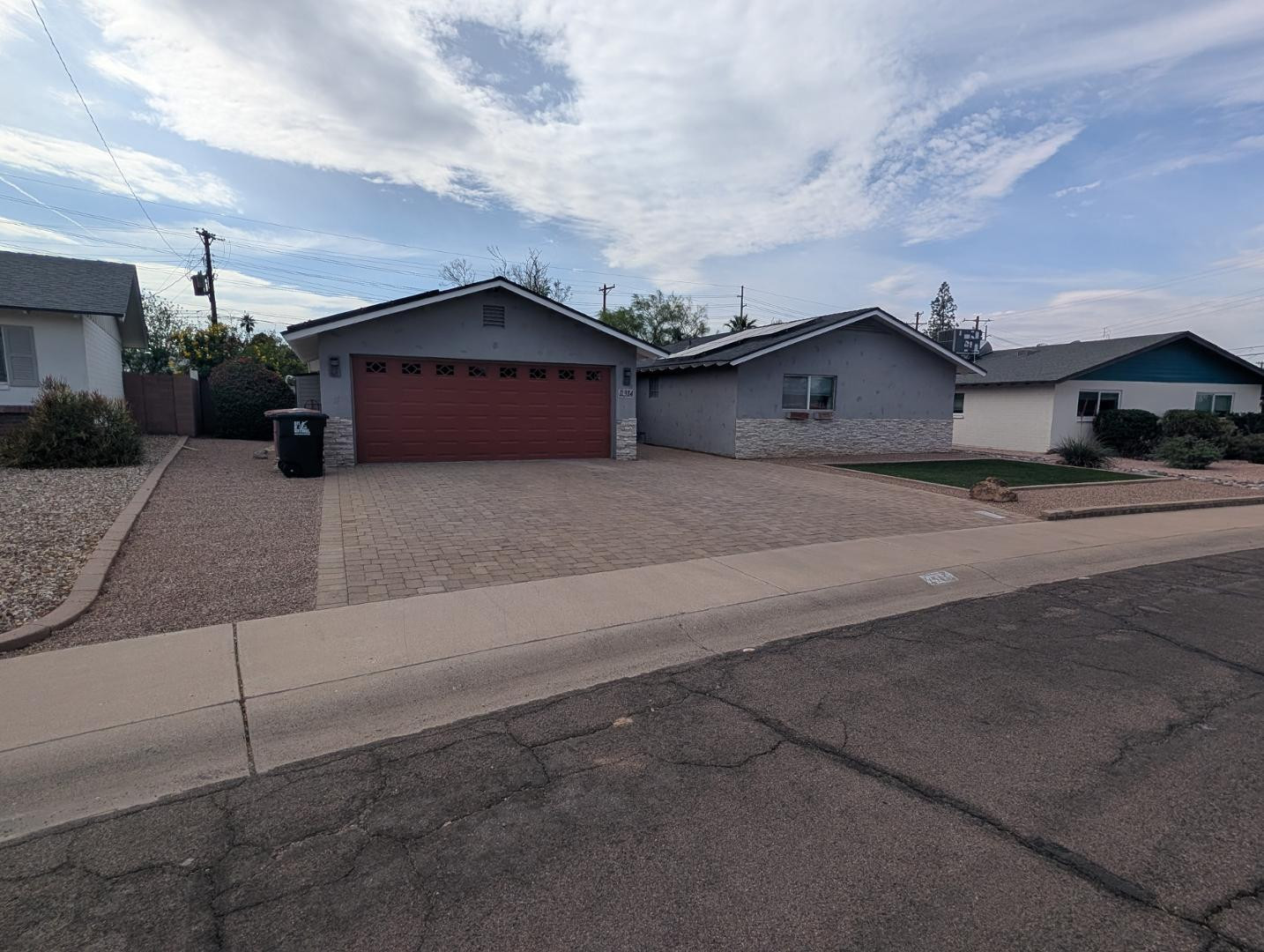 2314 N 64th Place