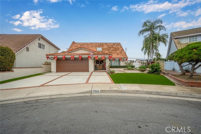 7582 Silverado ln