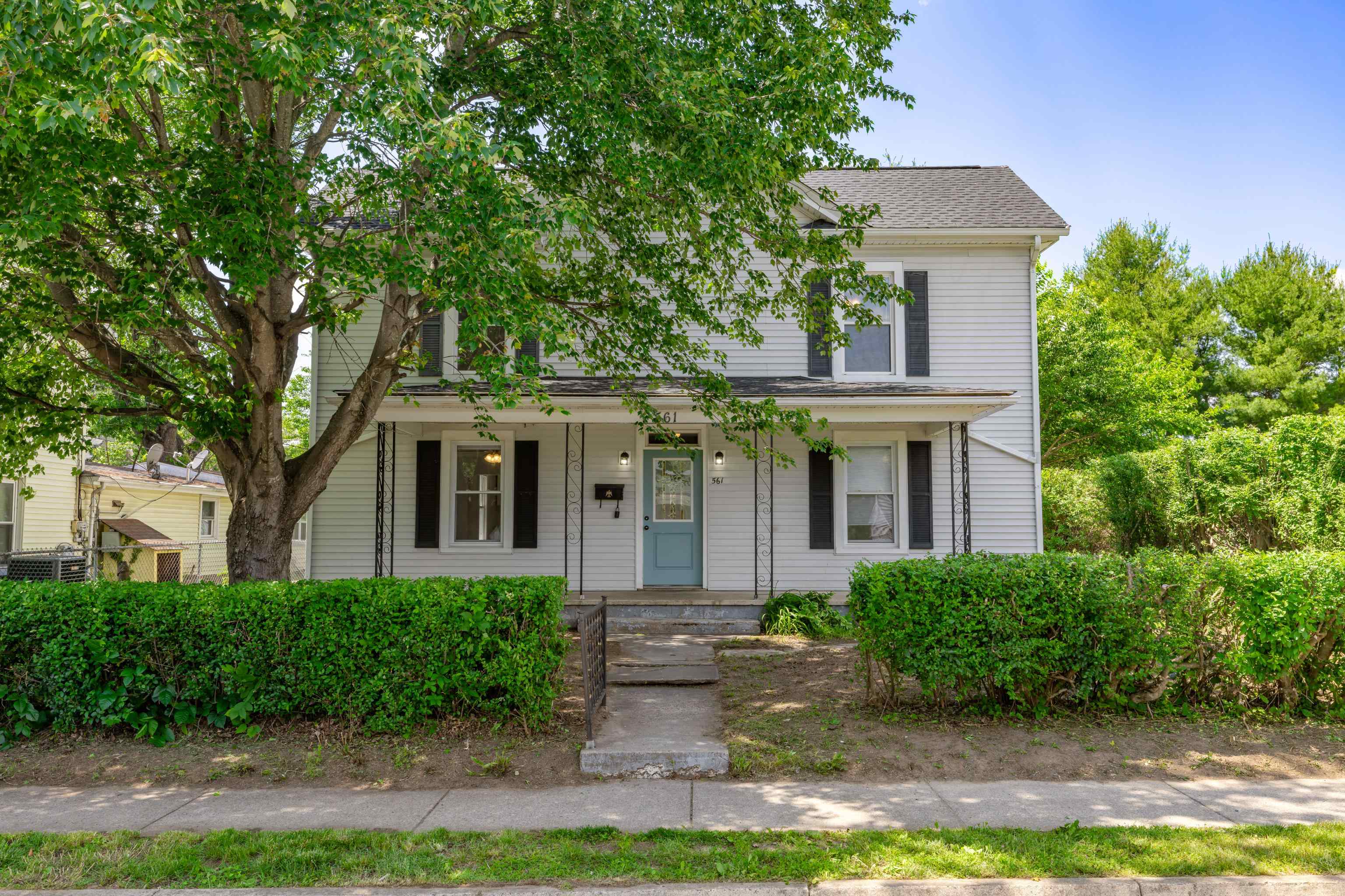 561 ARCH AVE
