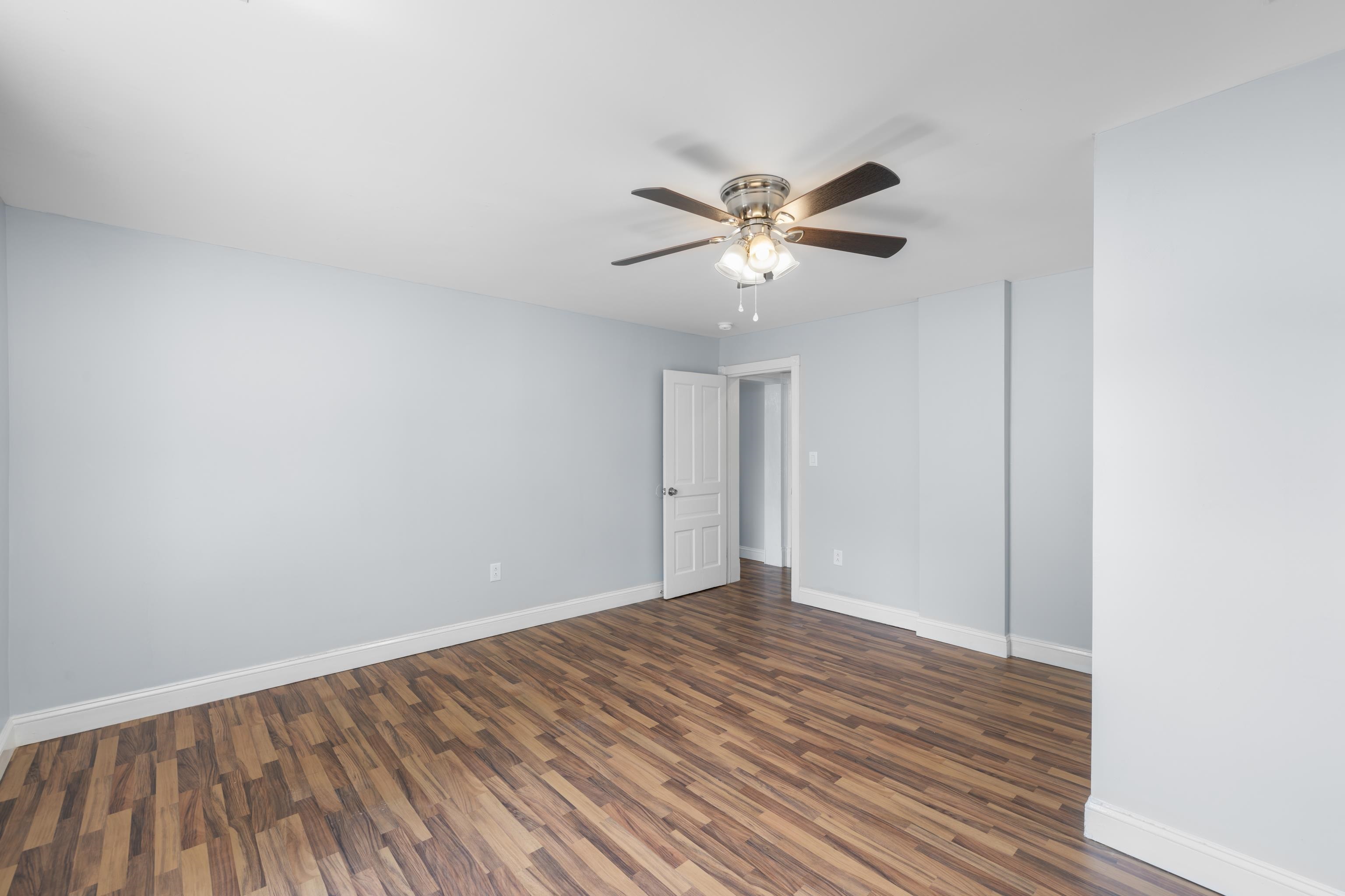 561 ARCH AVE
