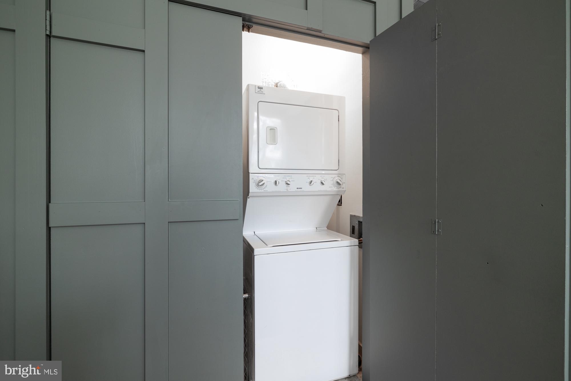 1323 K STREET SE Unit: 104