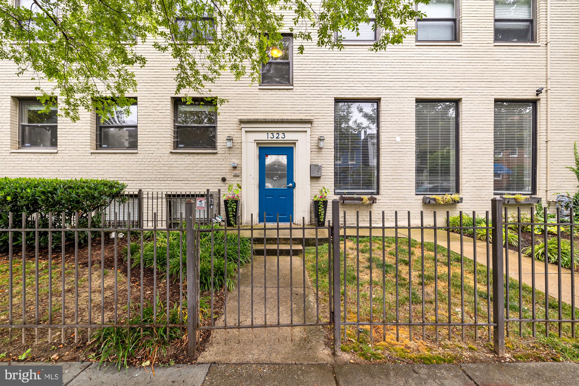 1323 K STREET SE Unit: 104