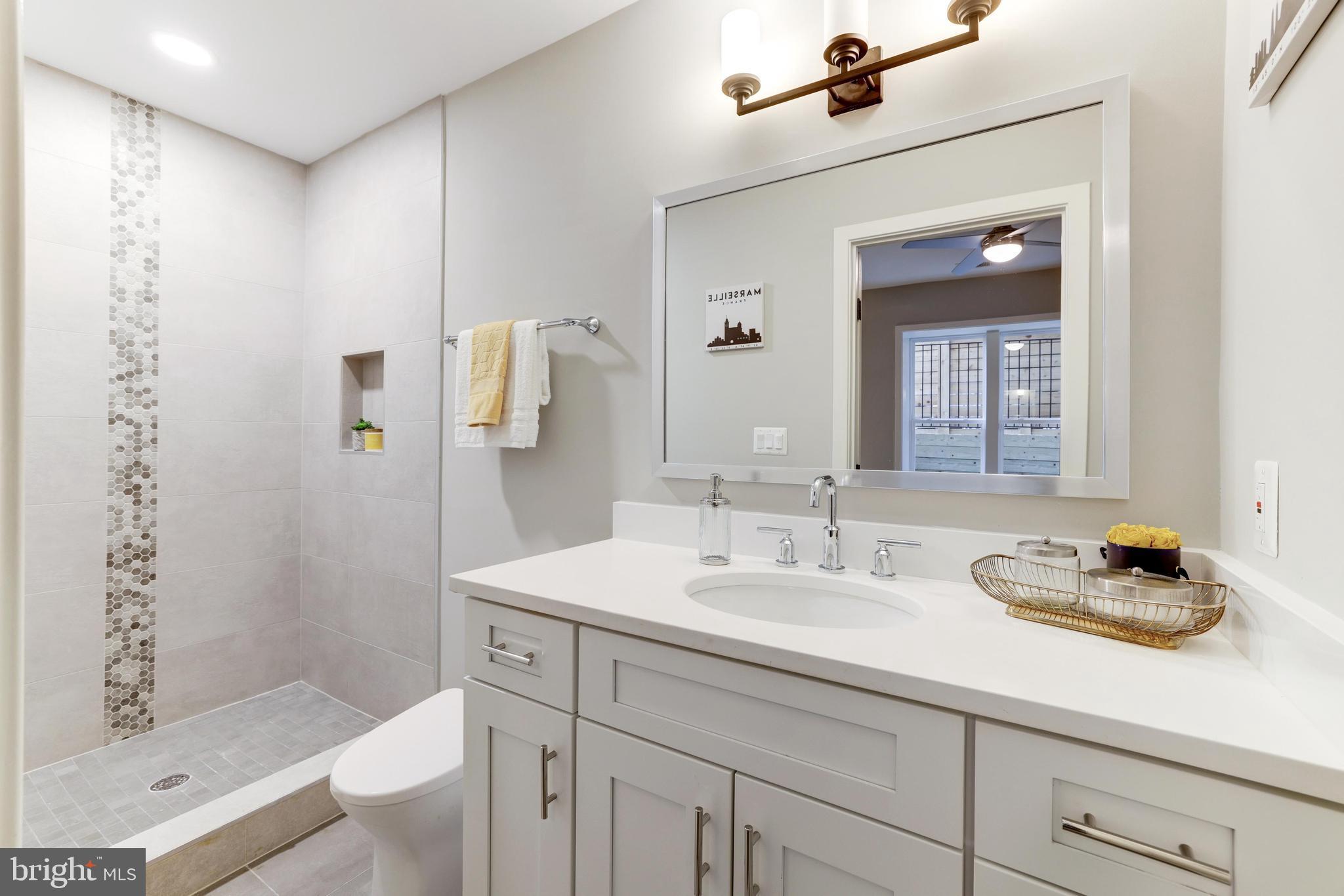 2916 P STREET SE Unit: VILLA-2