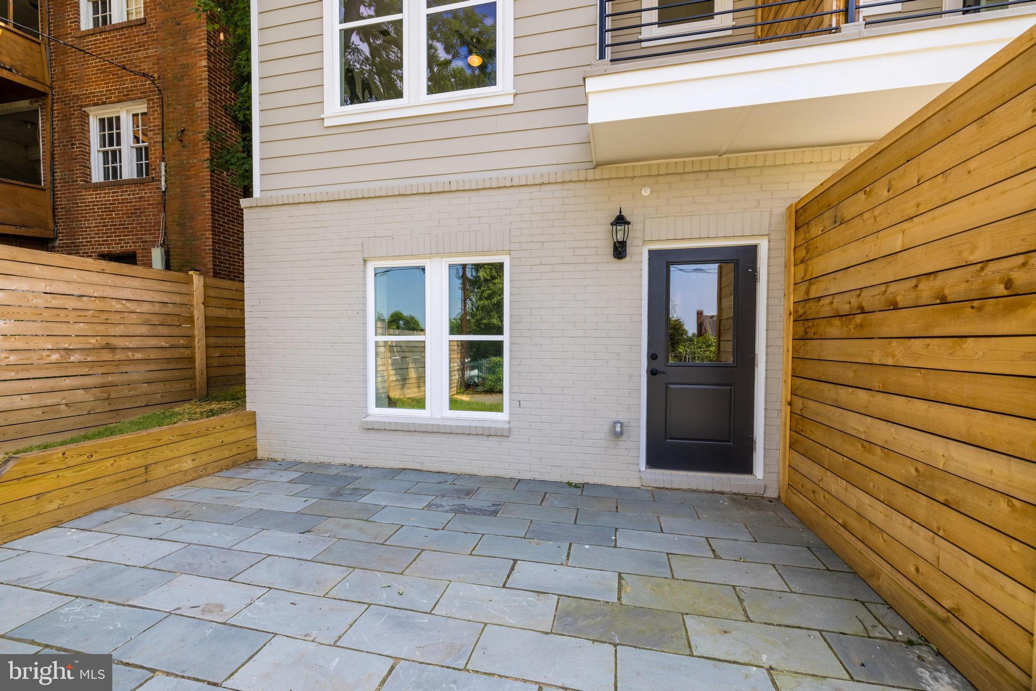 2916 P STREET SE Unit: VILLA-2