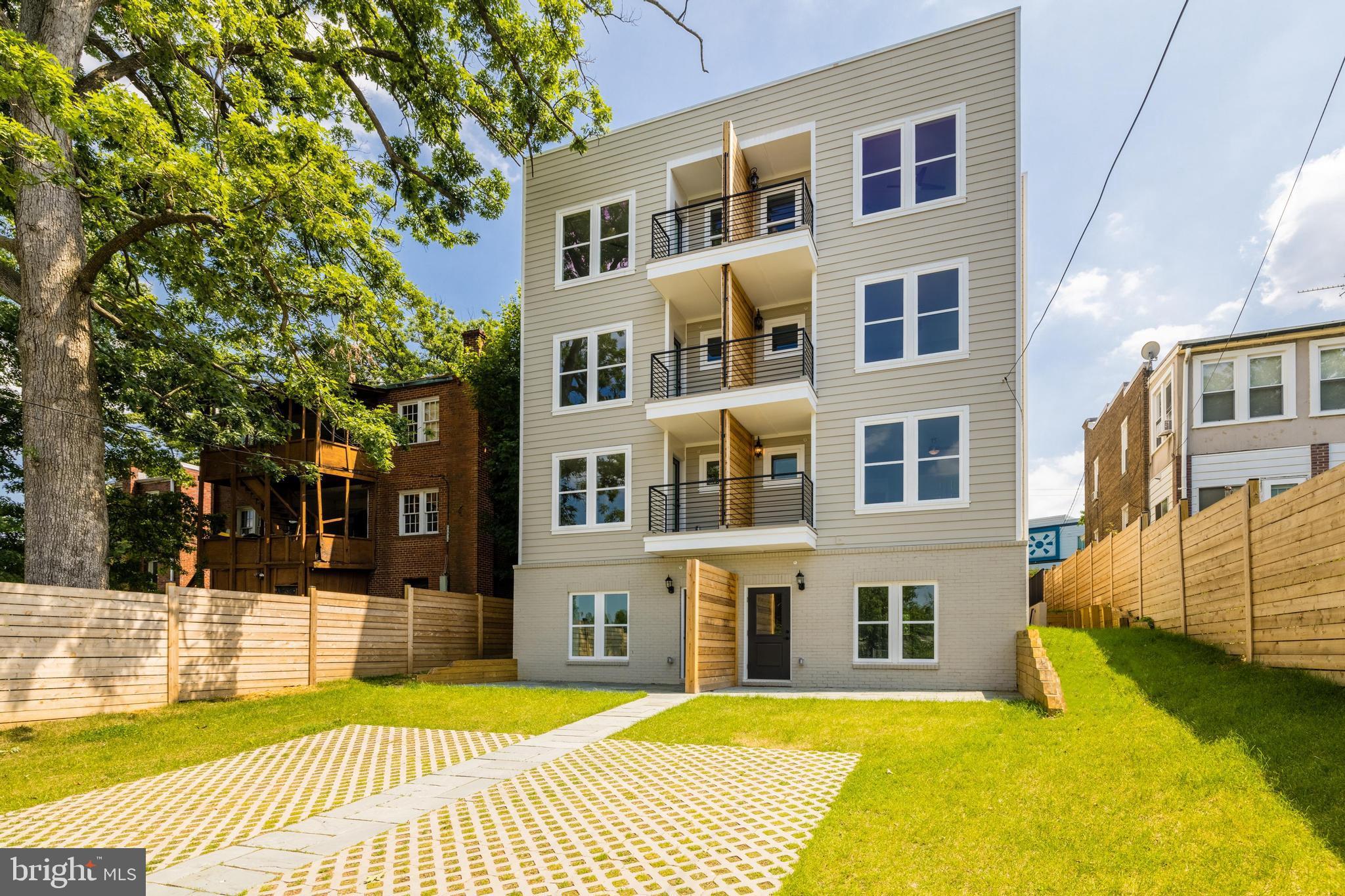 2916 P STREET SE Unit: VILLA-2