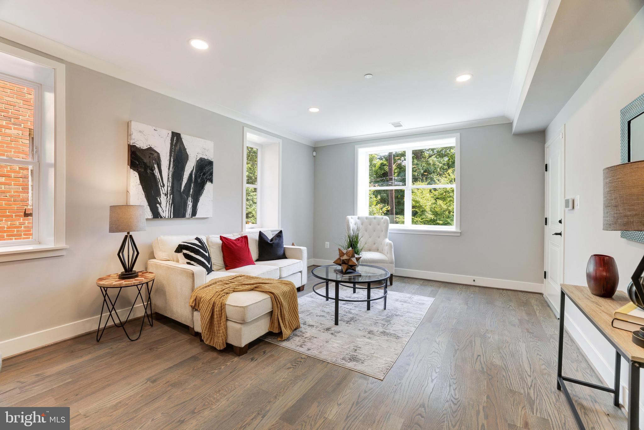 2916 P STREET SE Unit: VILLA-2