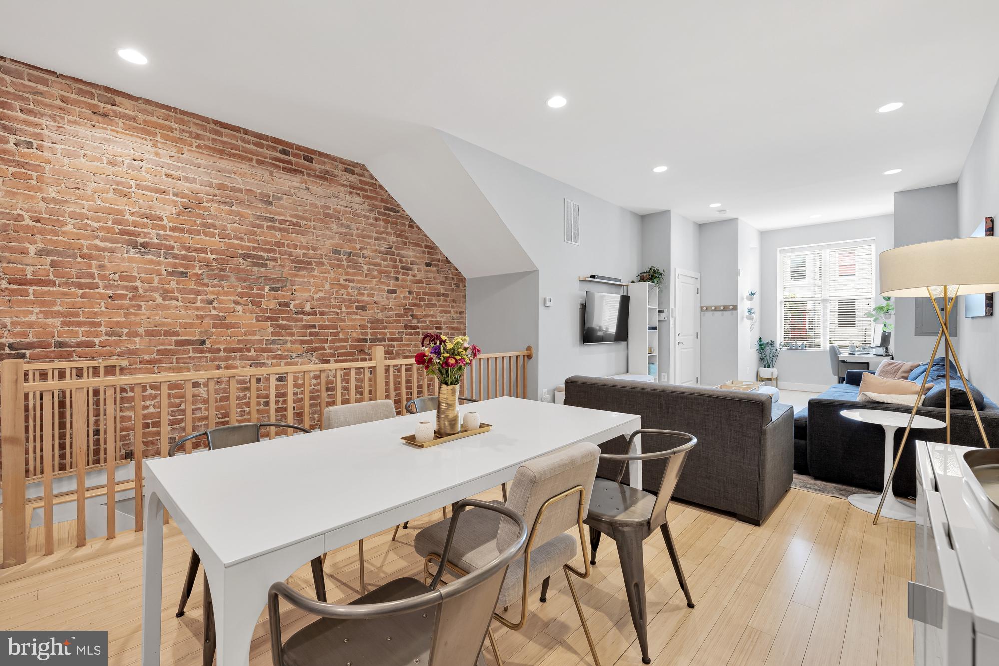 1722 1ST STREET NW Unit: 1