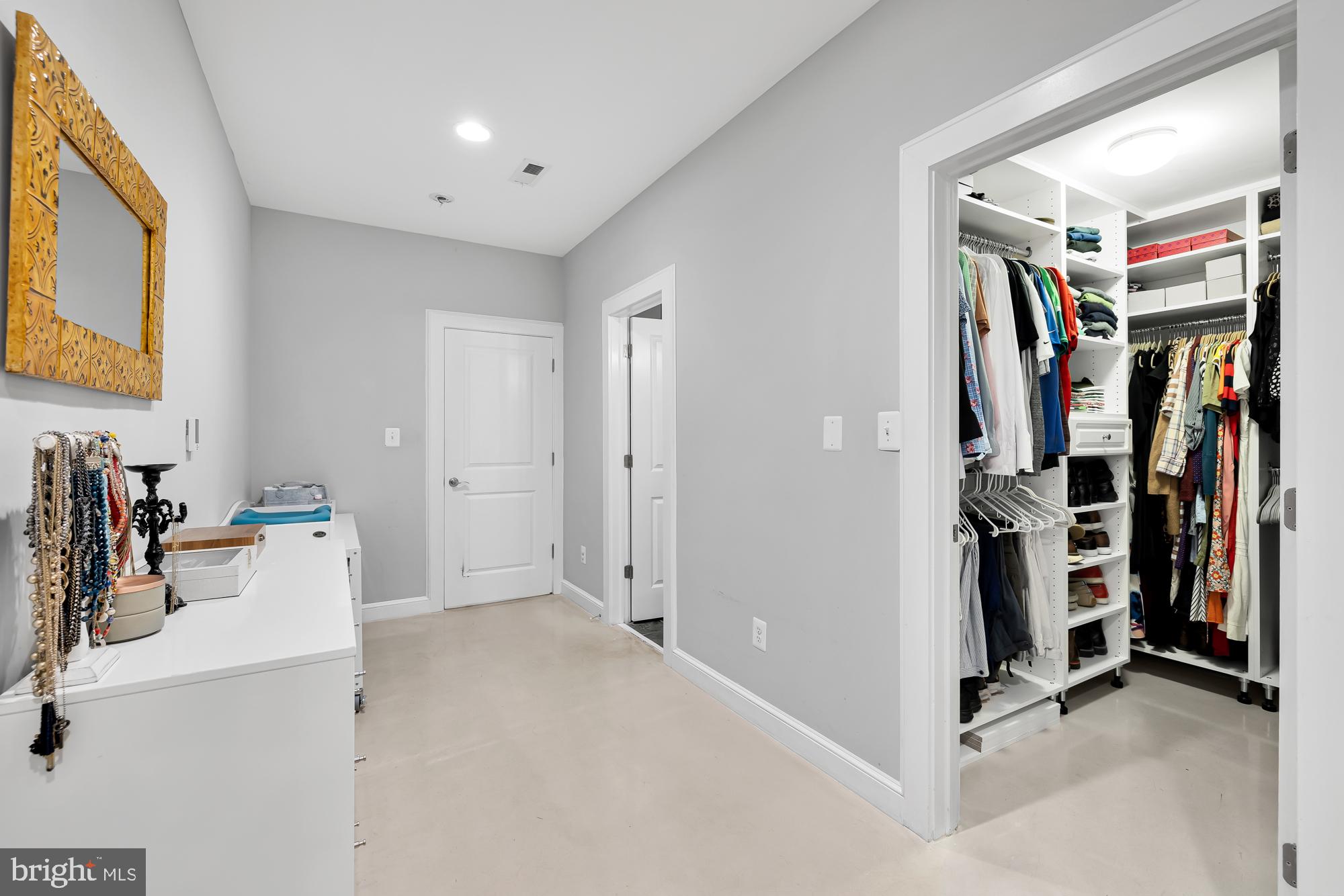 1722 1ST STREET NW Unit: 1