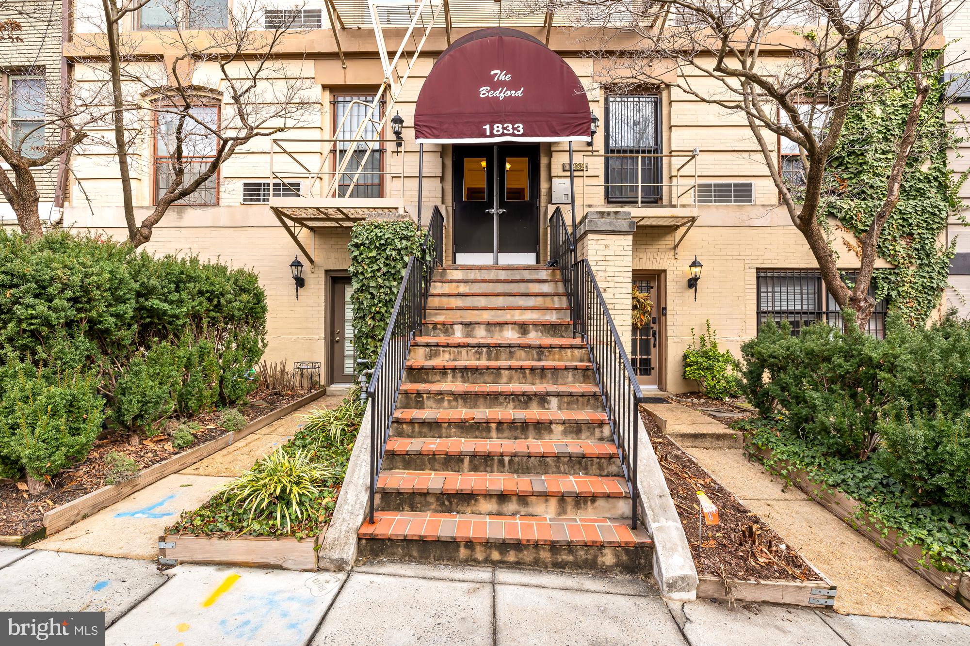 1833 California Street NW Unit: 303