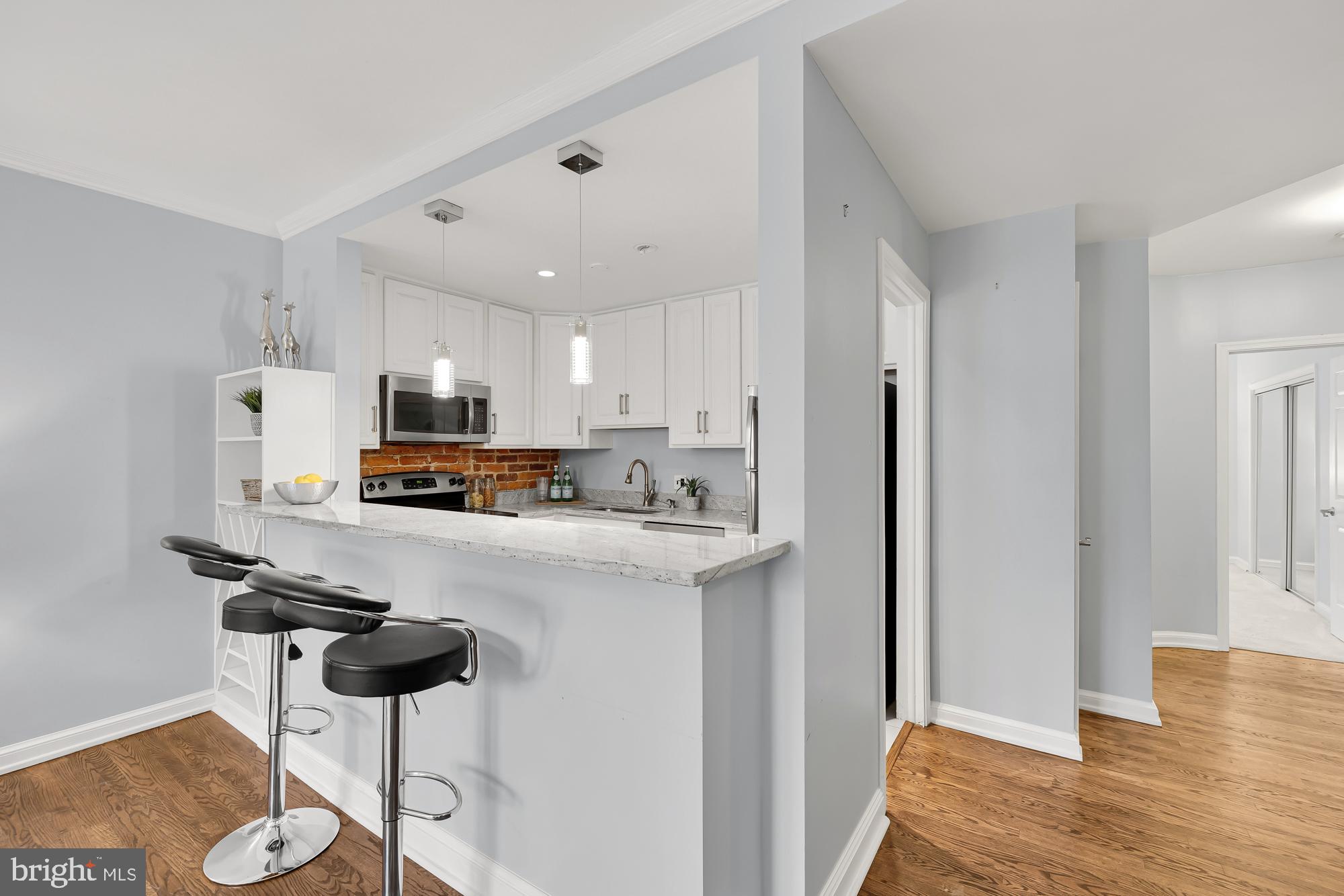 1833 California Street NW Unit: 303