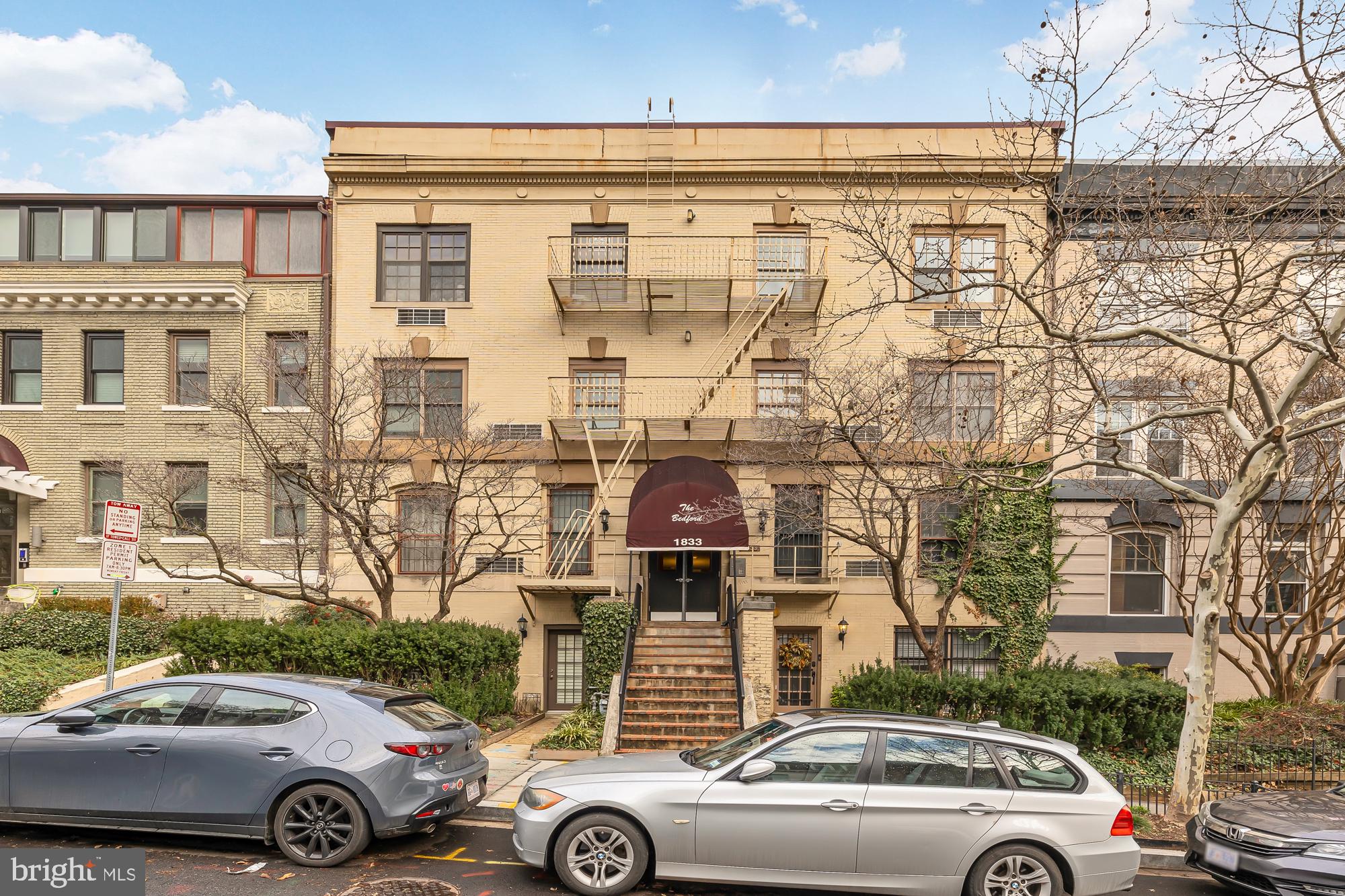 1833 California Street NW Unit: 303