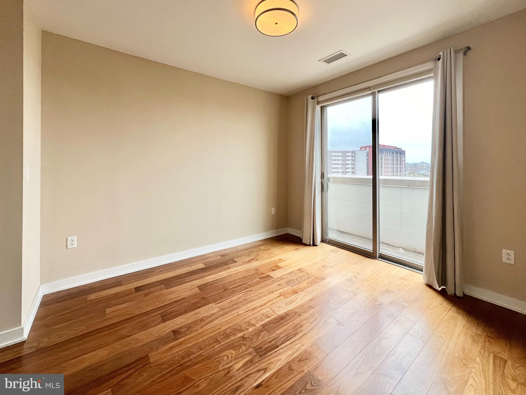 1350 Maryland Avenue NE Unit: 502