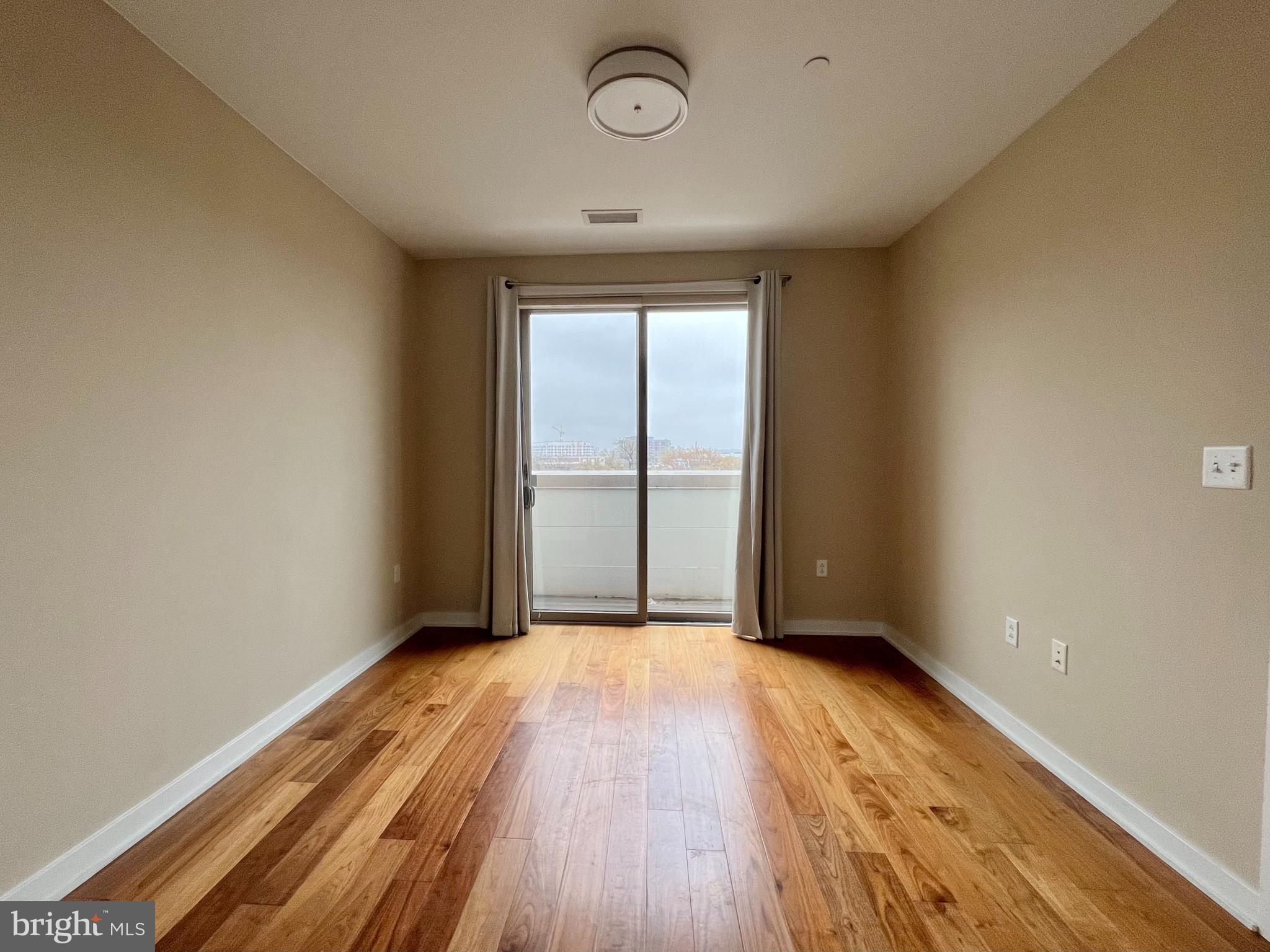 1350 Maryland Avenue NE Unit: 502