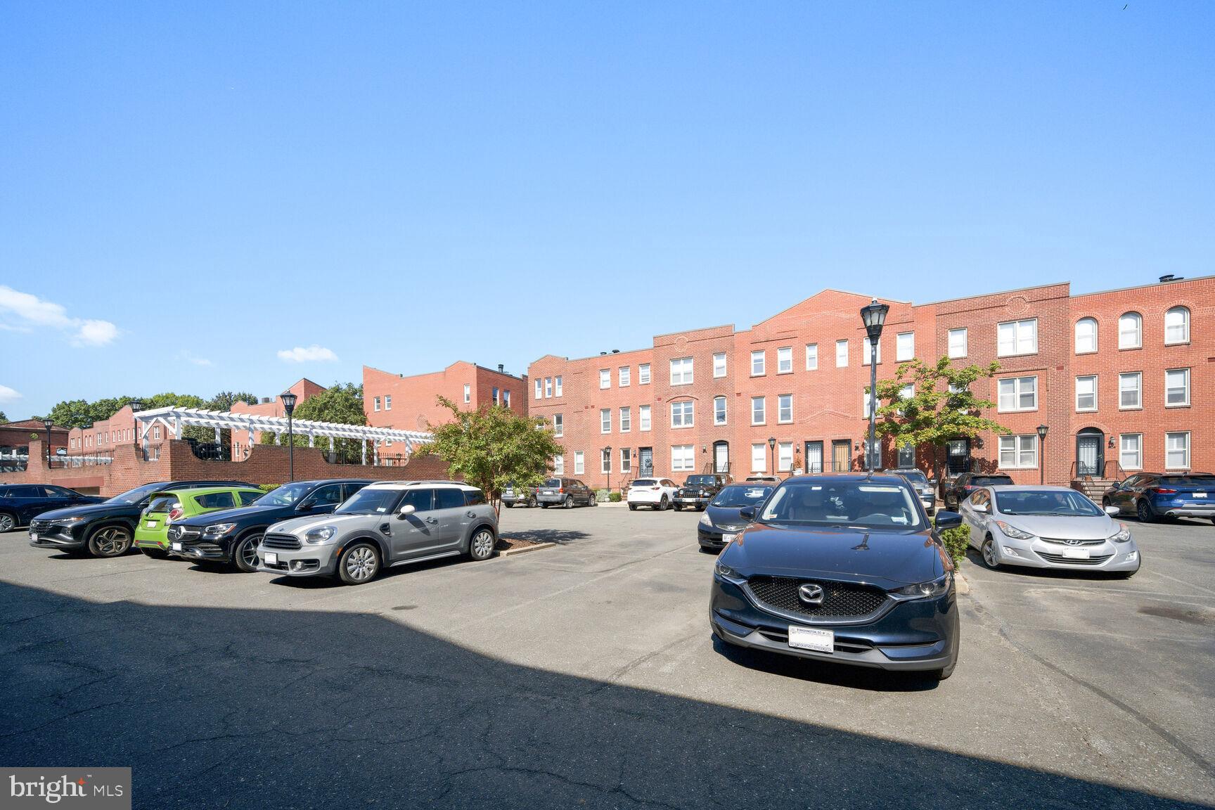 1428 E Capitol St NE #1428