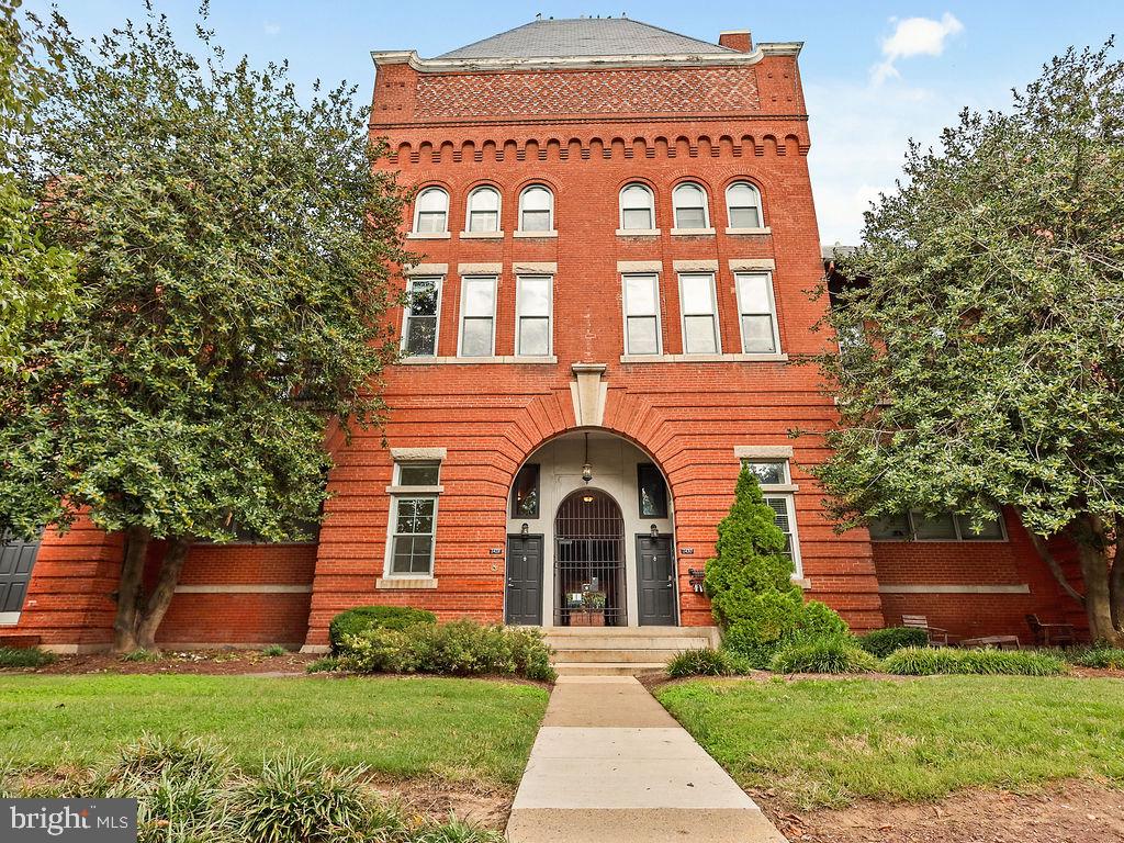1428 E Capitol St NE #1428