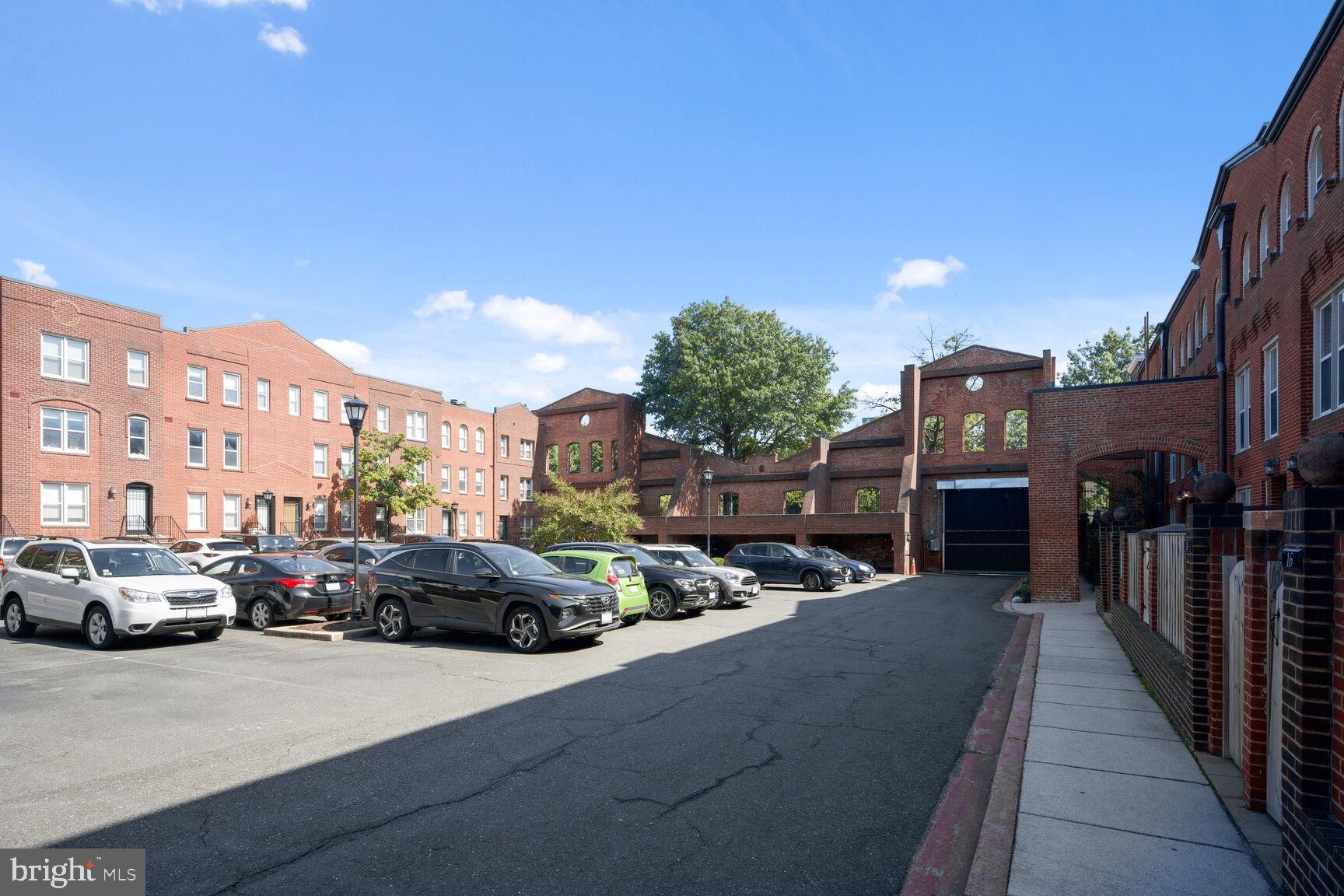 1428 E Capitol St NE #1428