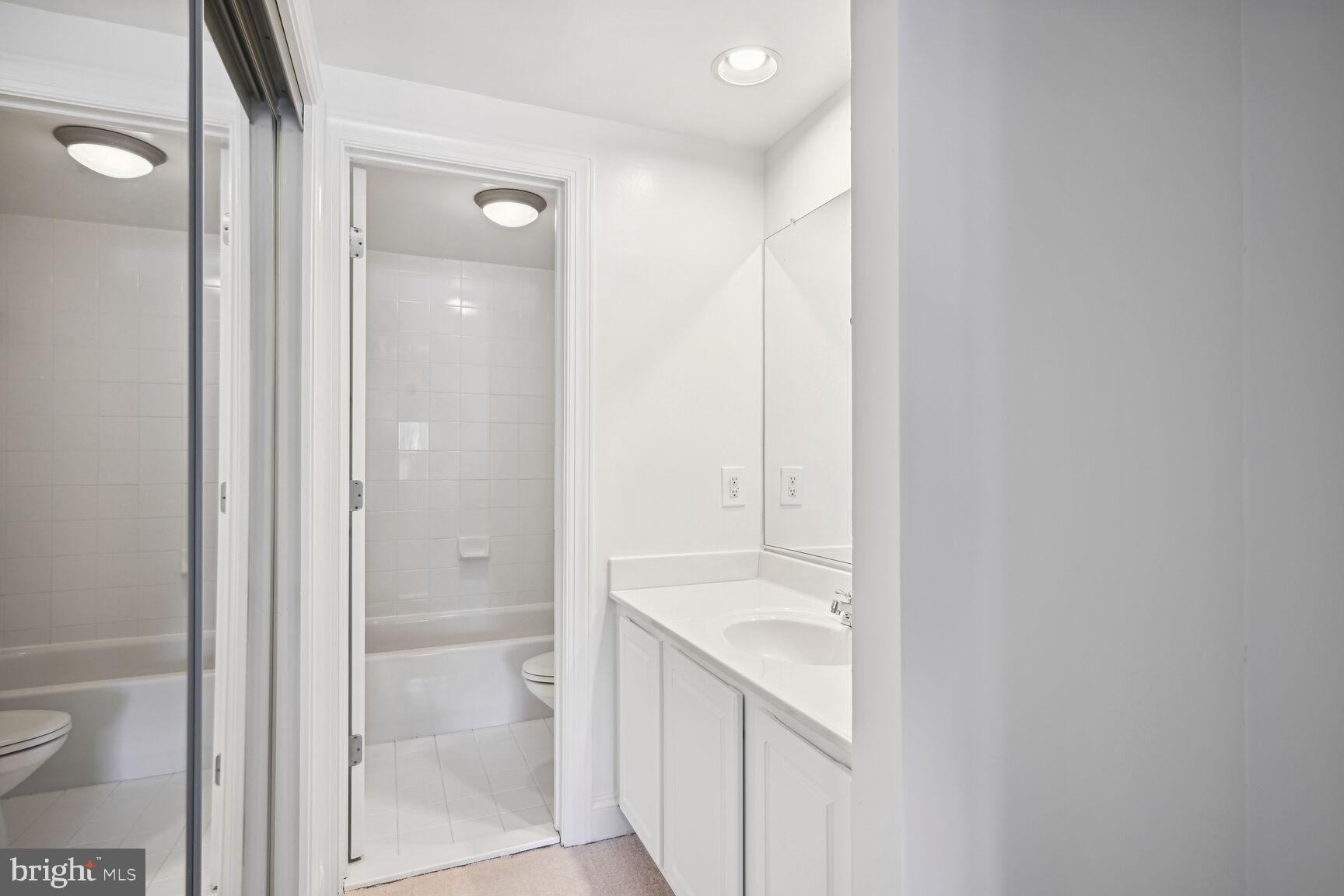 1428 E Capitol St NE #1428