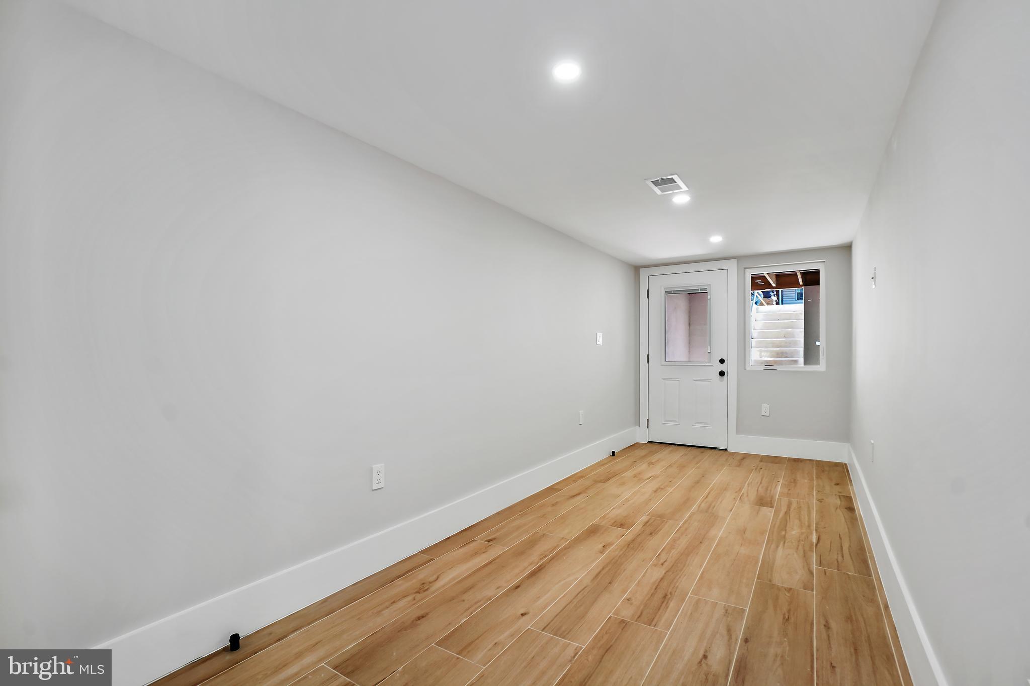 1220 Quincy St NW