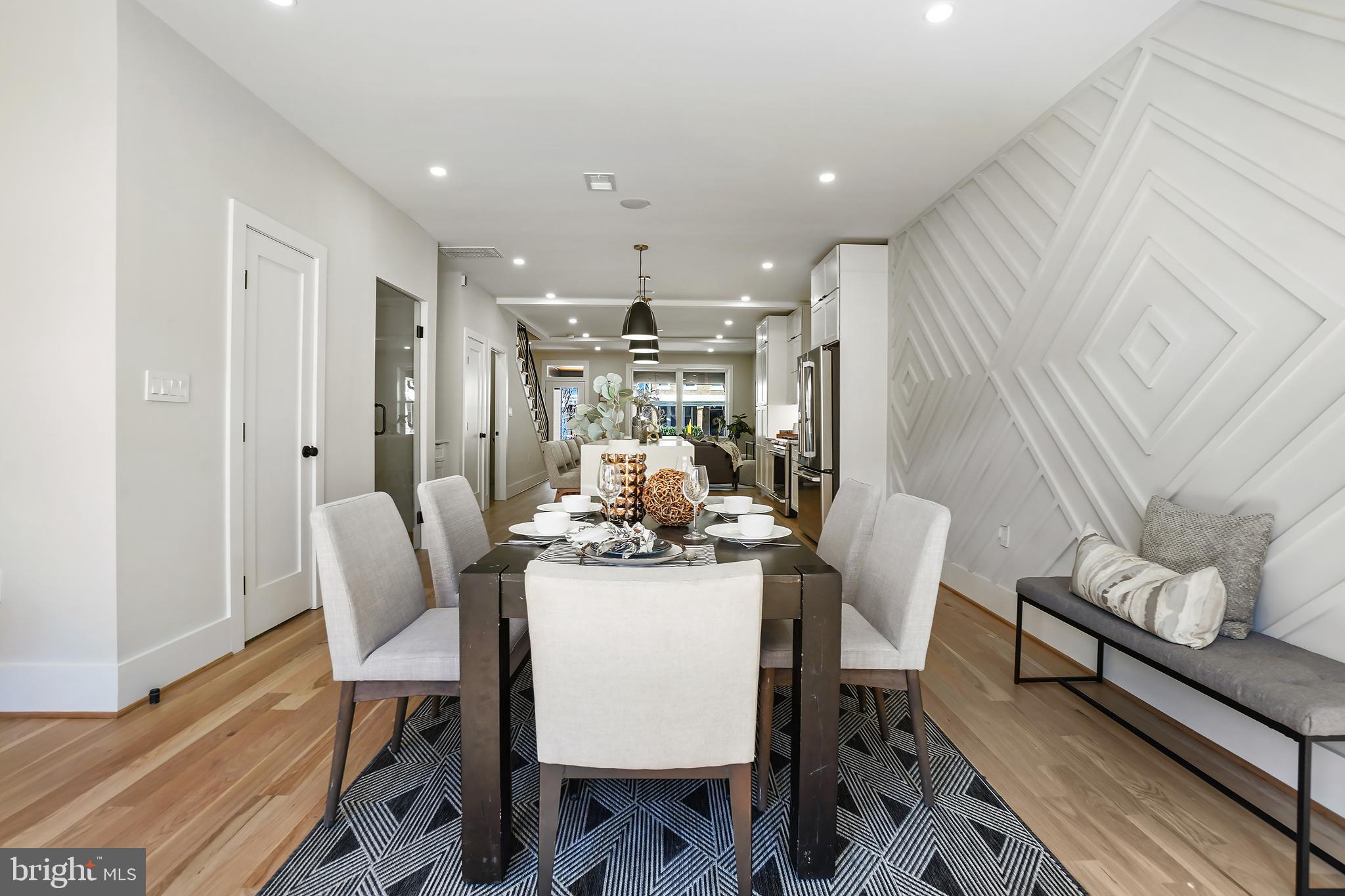 1220 Quincy St NW