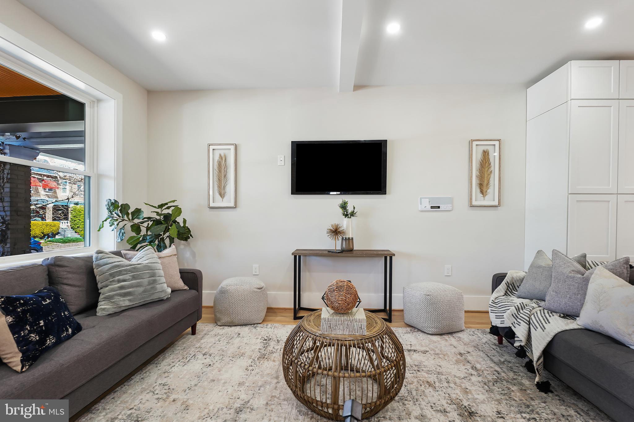 1220 Quincy St NW