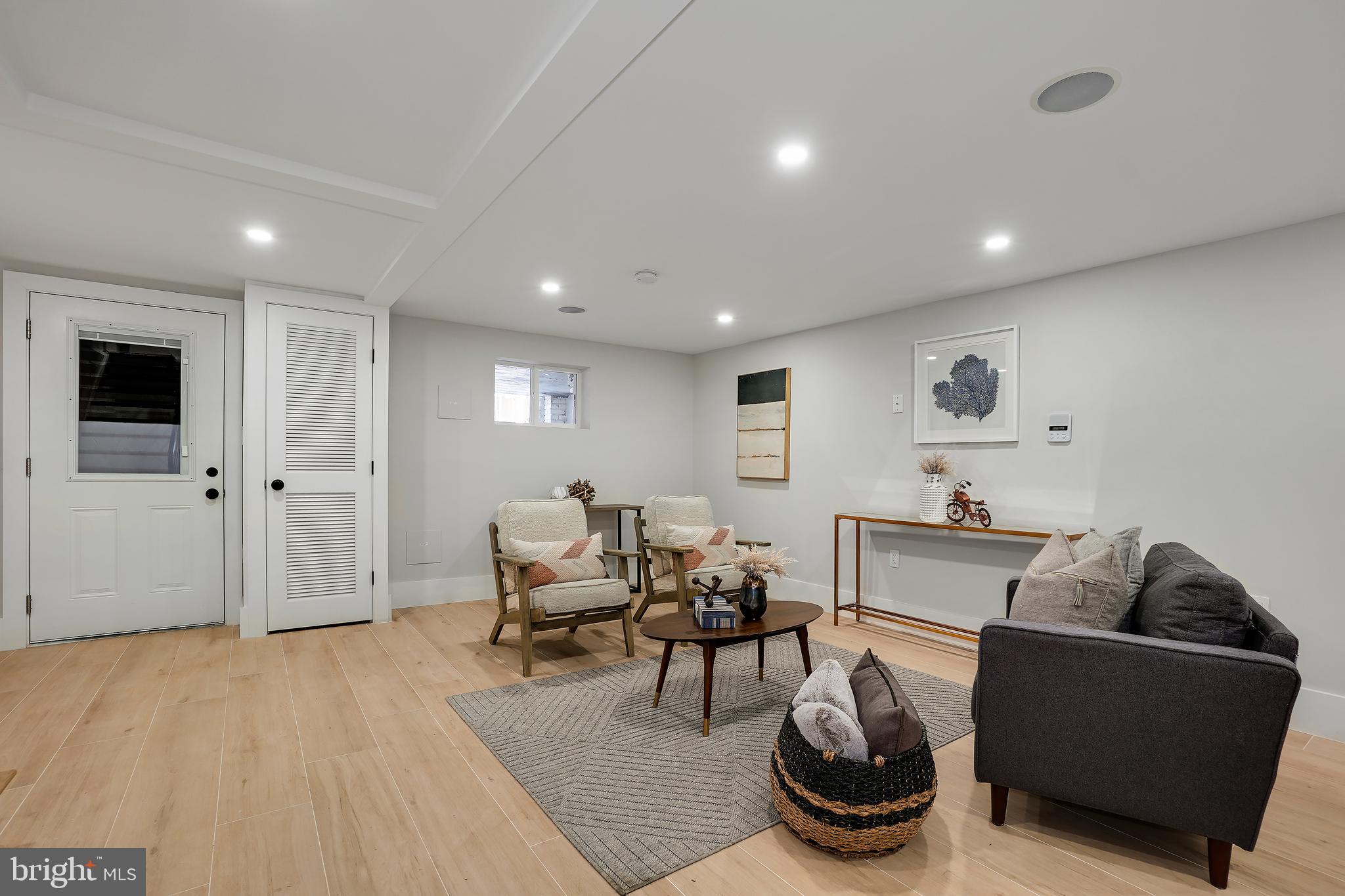1220 Quincy St NW