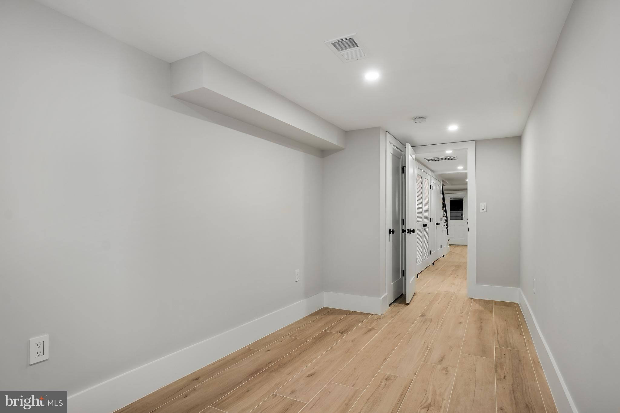 1220 Quincy St NW