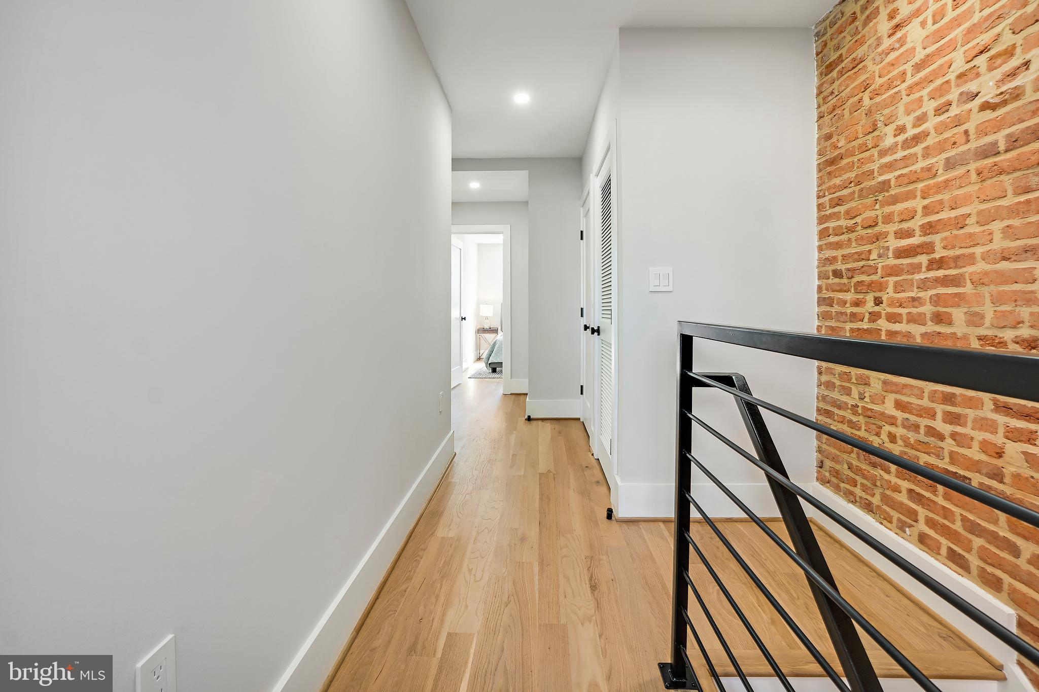 1220 Quincy St NW