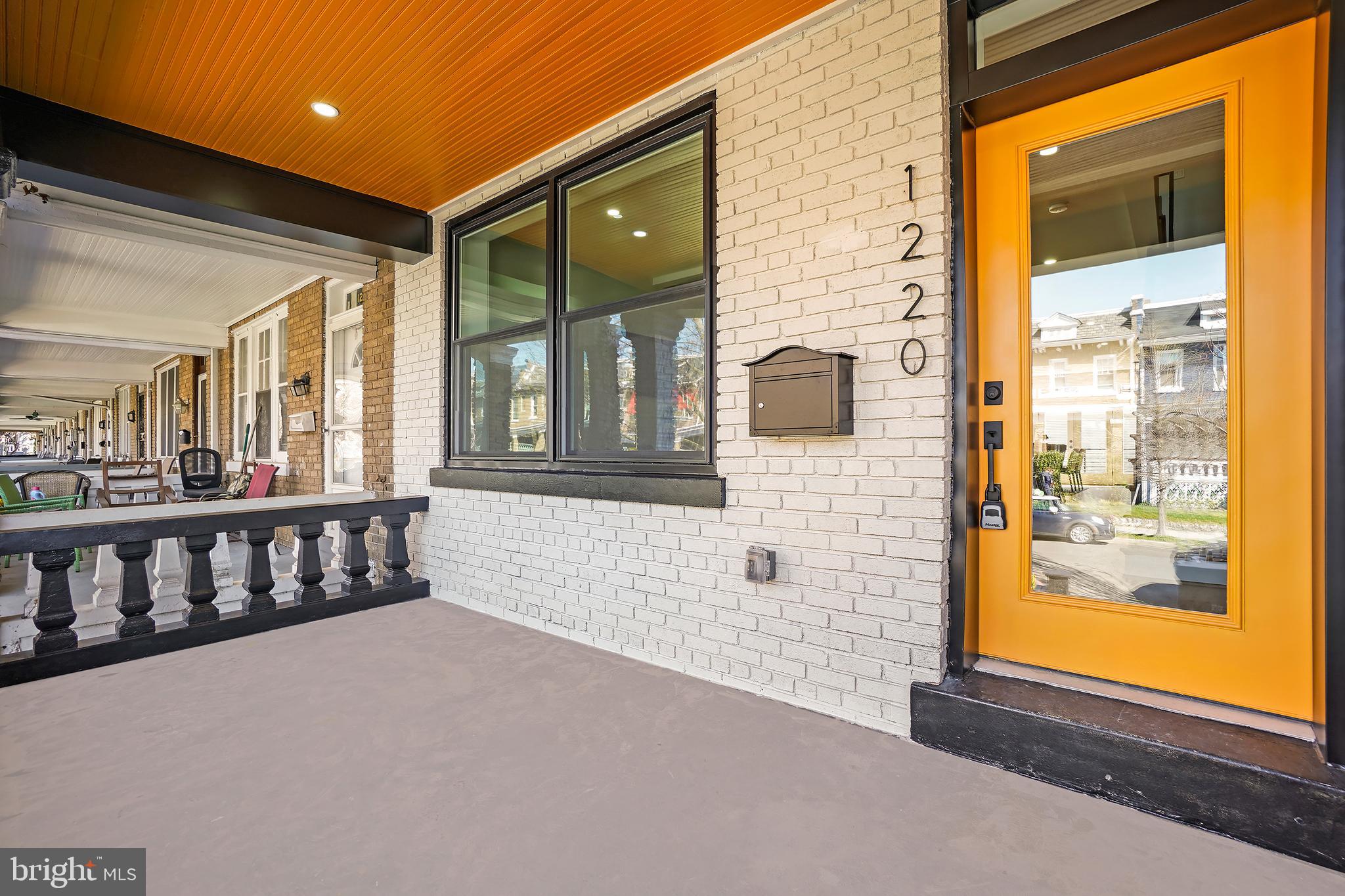 1220 Quincy St NW