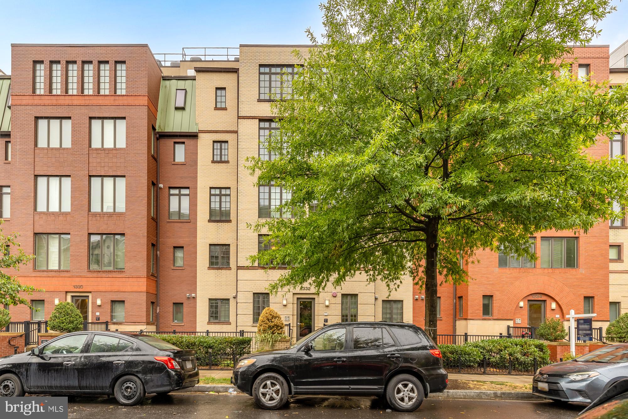 1332 Belmont St NW #101