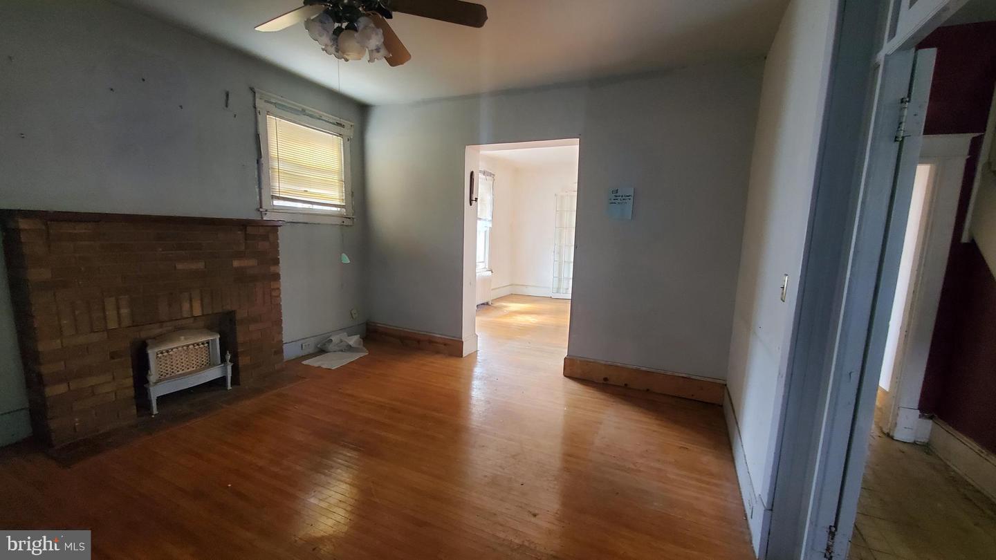 2904 16th St NE