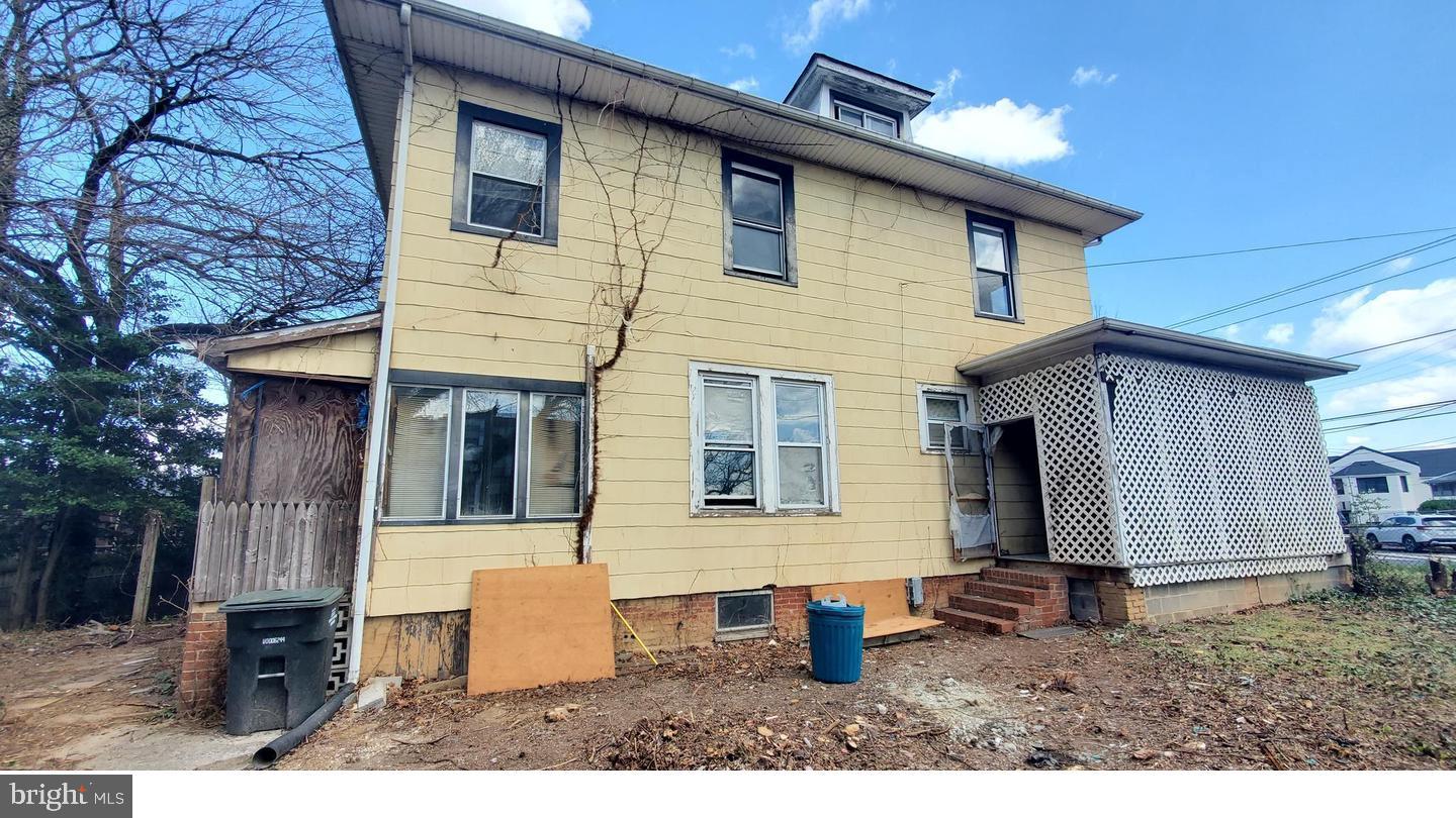 2904 16th St NE