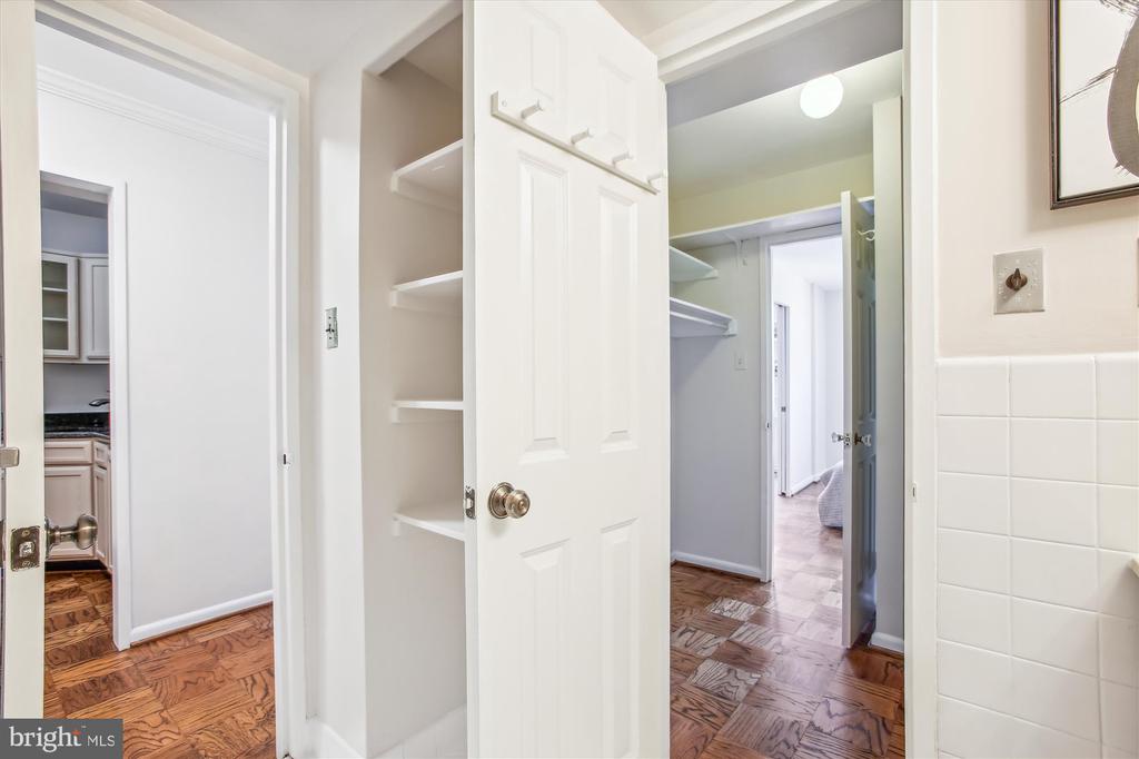 2939 van Ness St NW #1041
