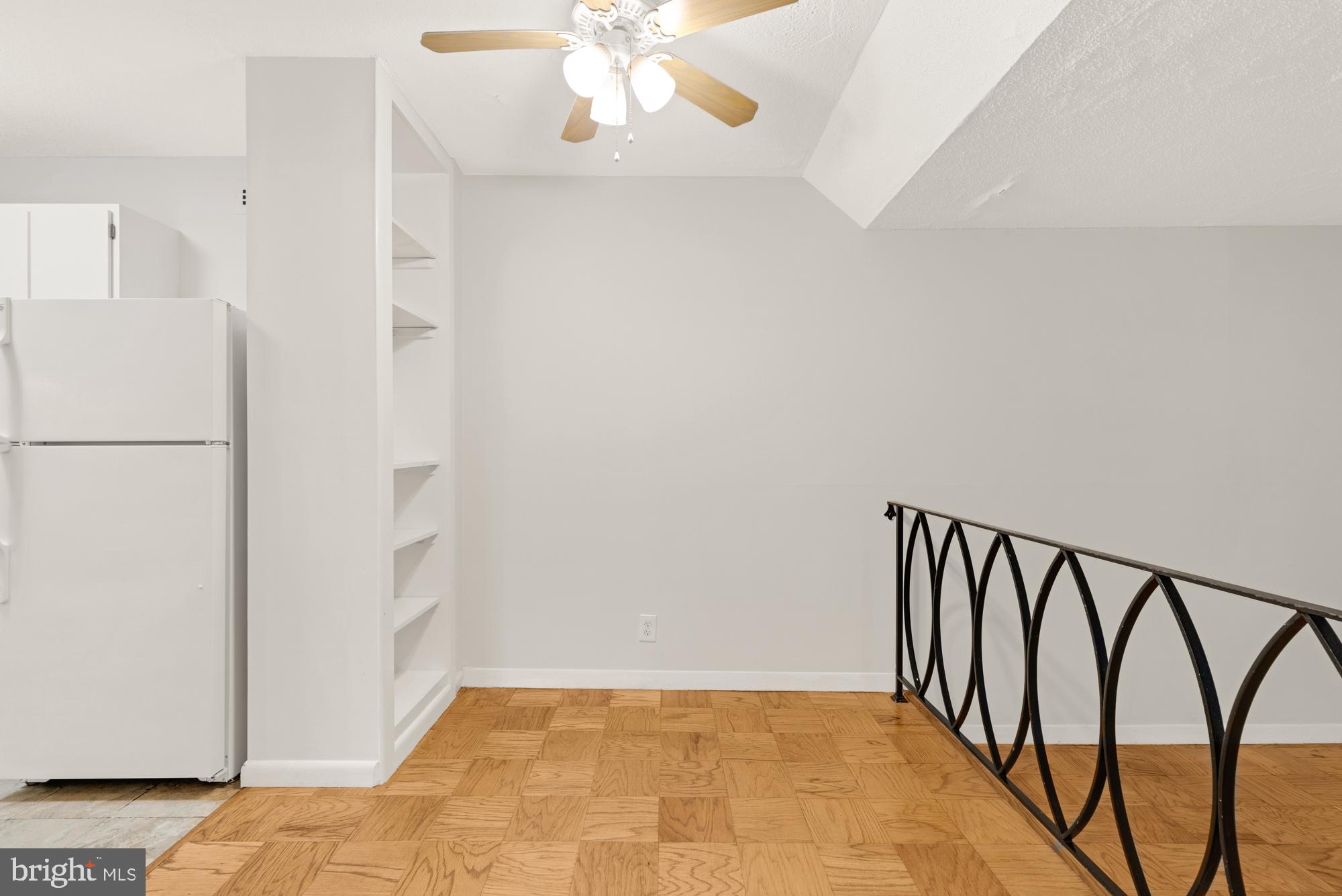 2201 L St NW #418