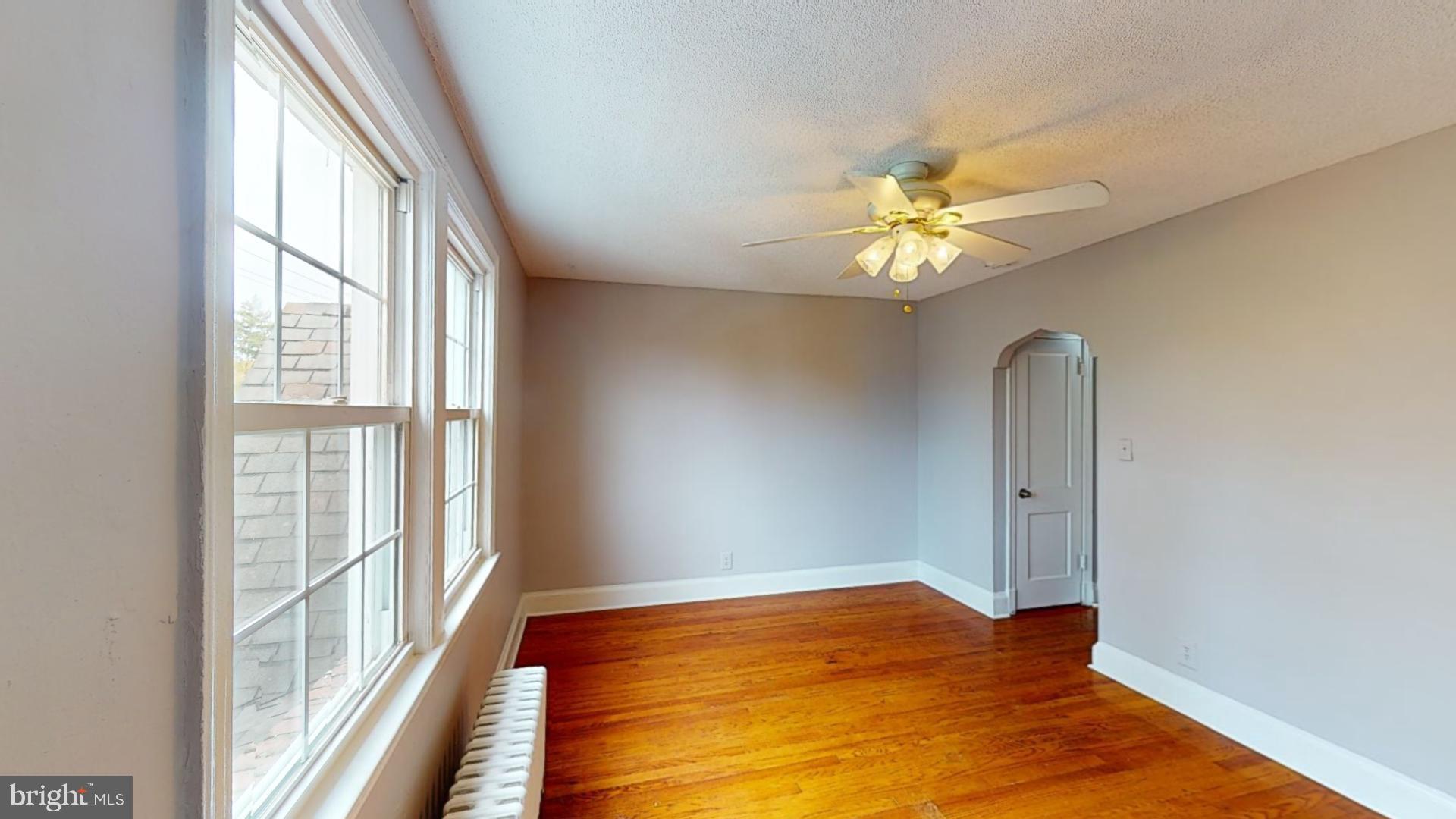 232 Emerson St NW