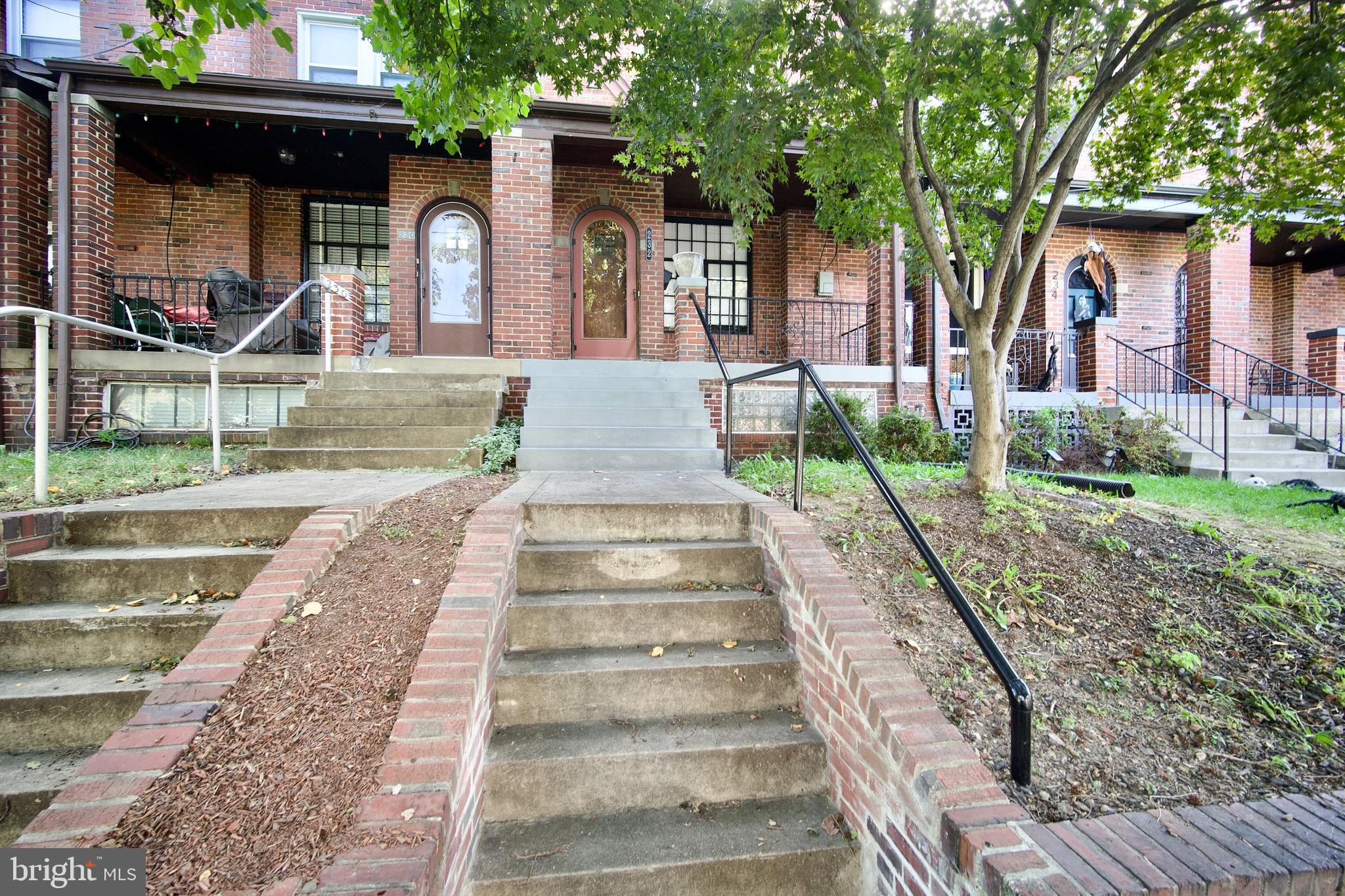 232 Emerson St NW