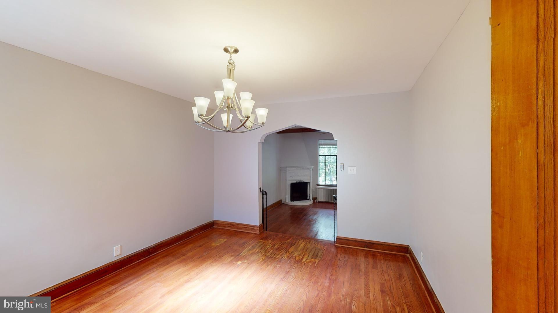 232 Emerson St NW