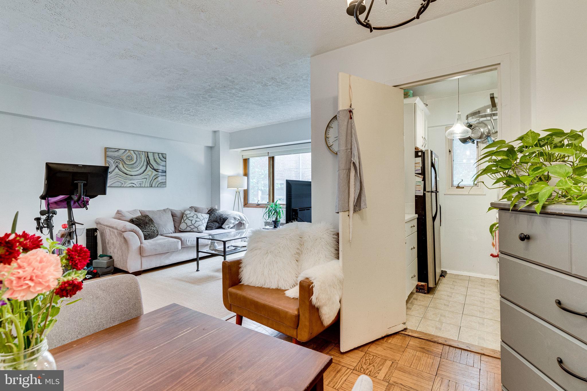 2720 WISCONSIN AVE NW #104
