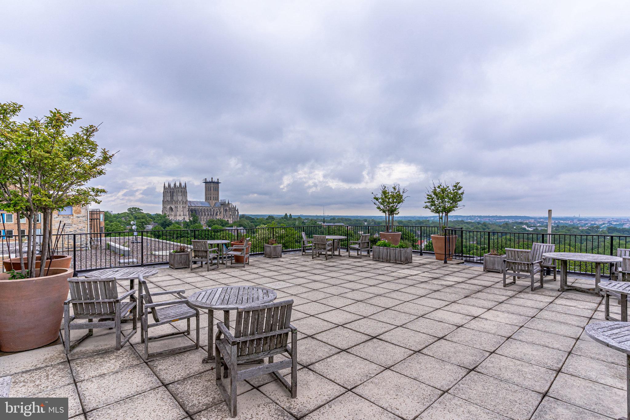 2720 WISCONSIN AVE NW #104
