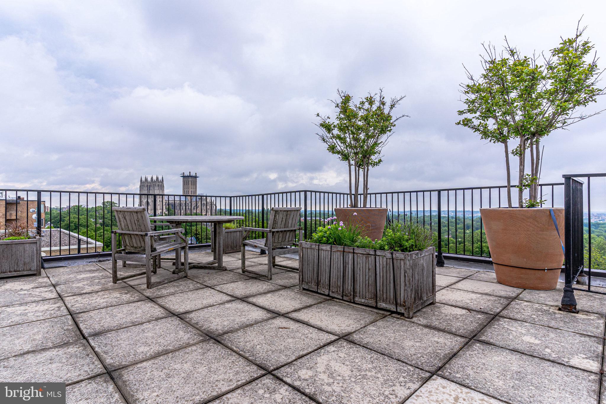 2720 WISCONSIN AVE NW #104
