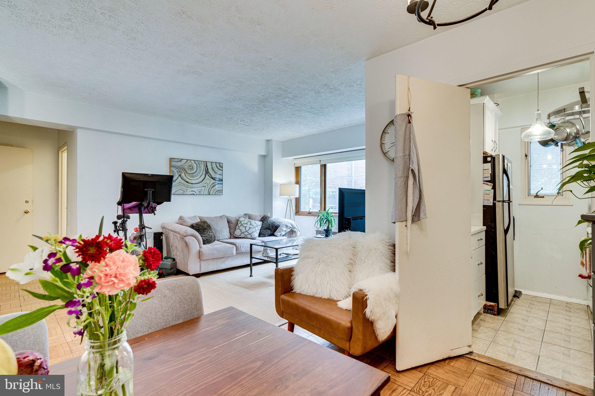 2720 WISCONSIN AVE NW #104