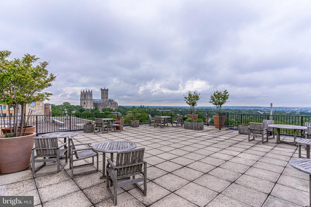 2720 WISCONSIN AVE NW #104
