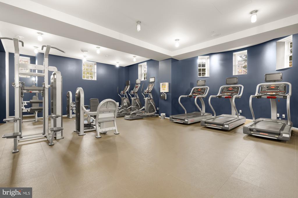 2660 Connecticut Ave NW #4c
