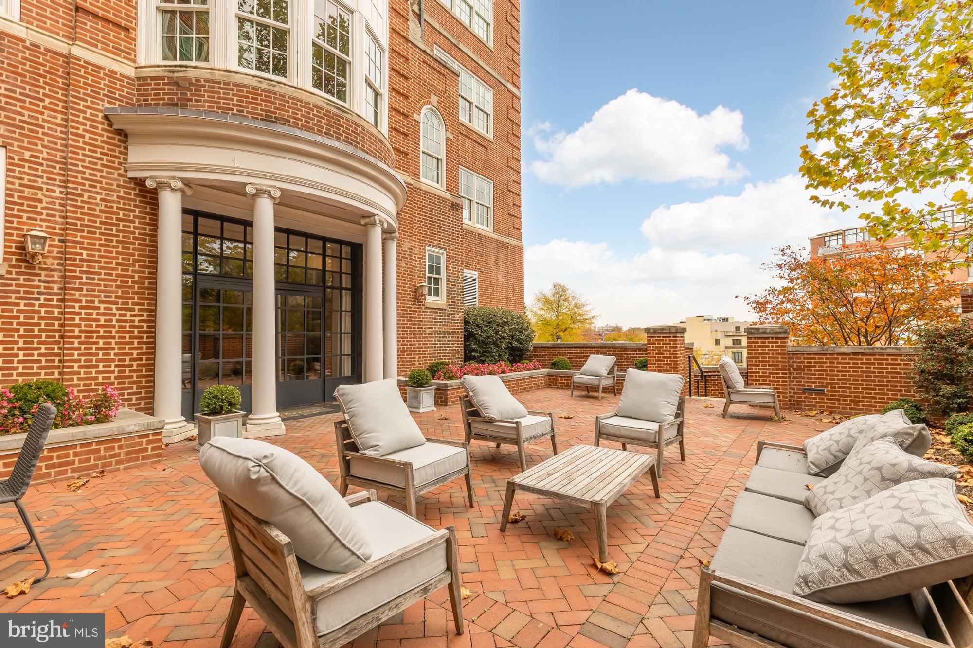 2660 Connecticut Ave NW #4c