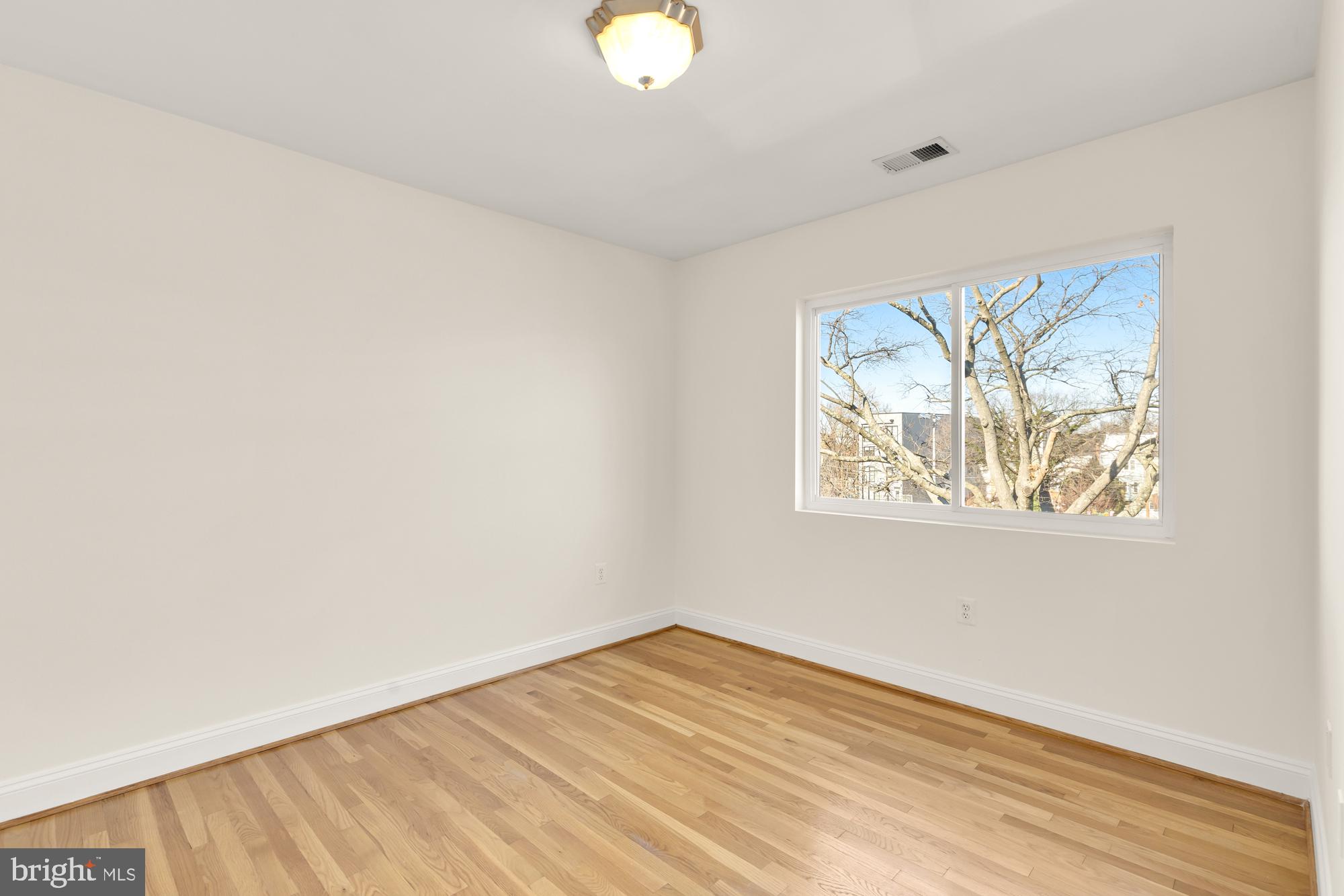 804 Taylor St NW #402