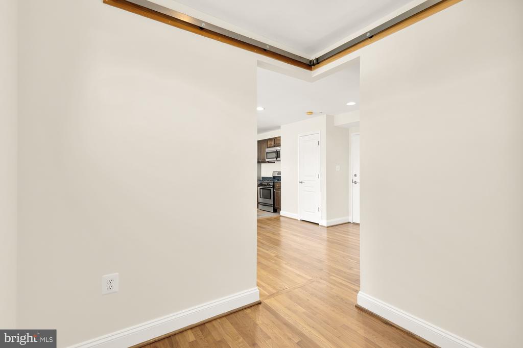 804 Taylor St NW #402
