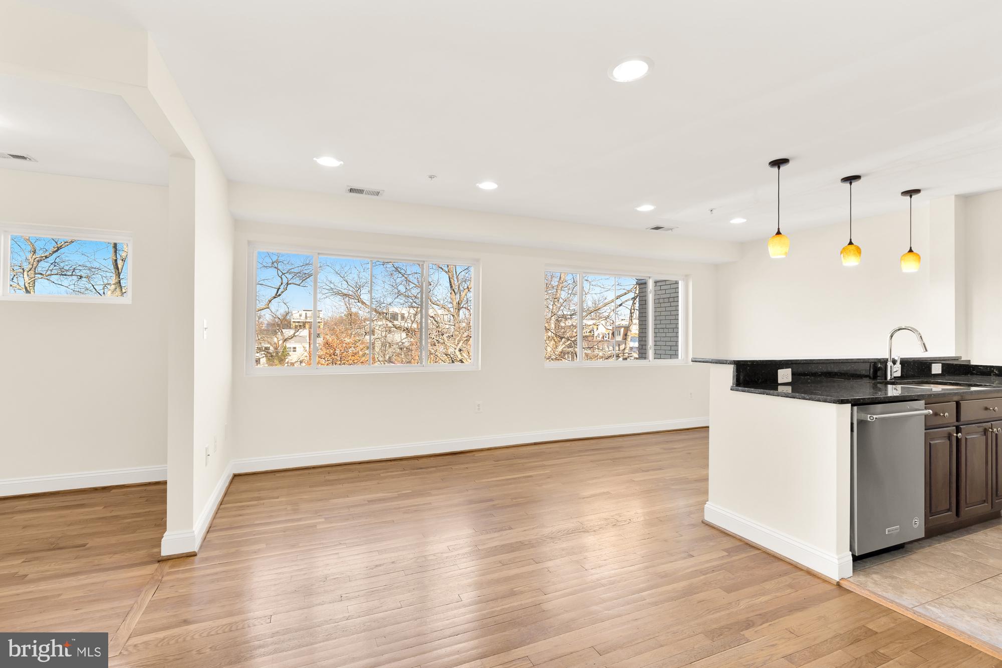804 Taylor St NW #402