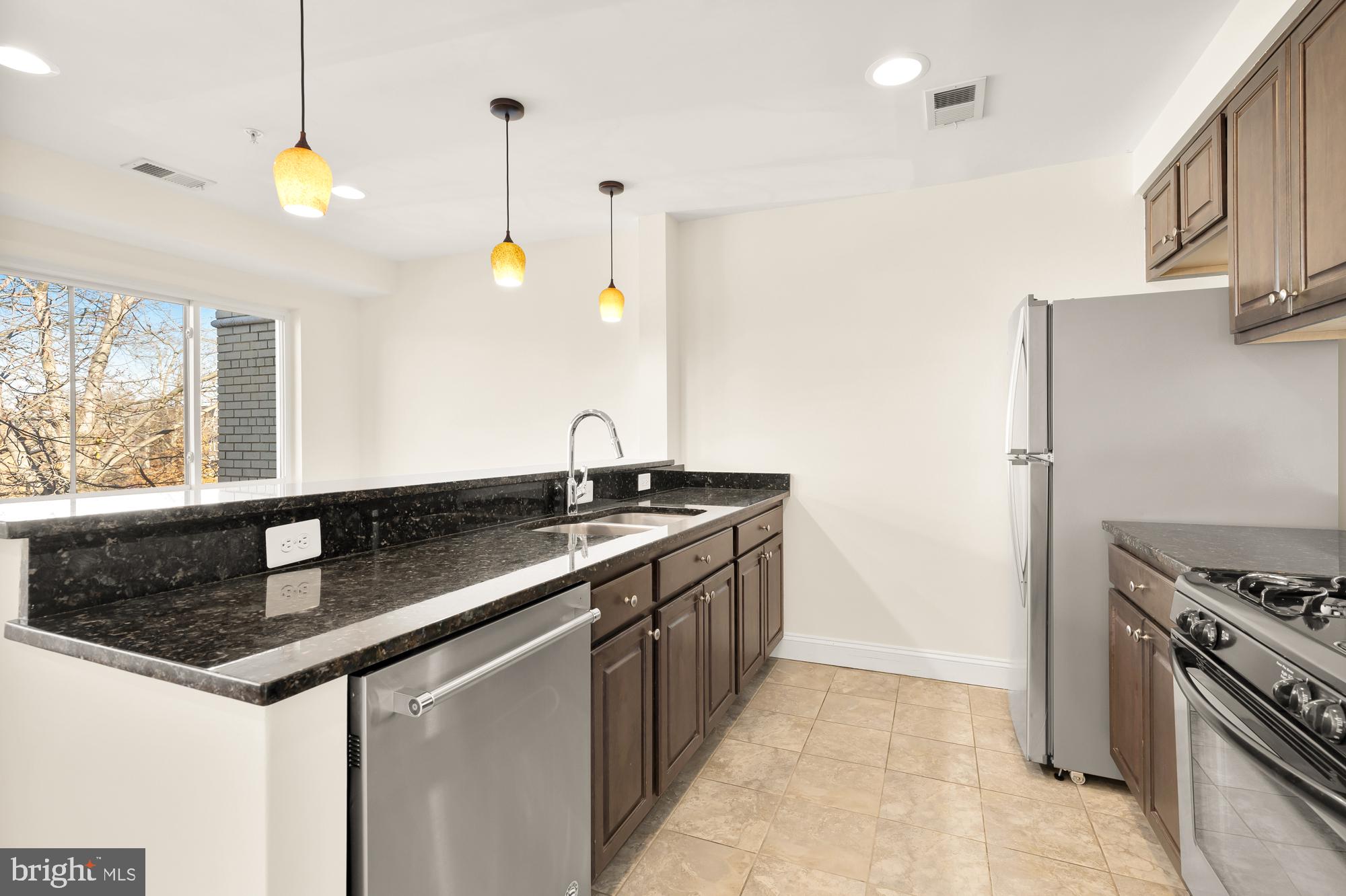 804 Taylor St NW #402