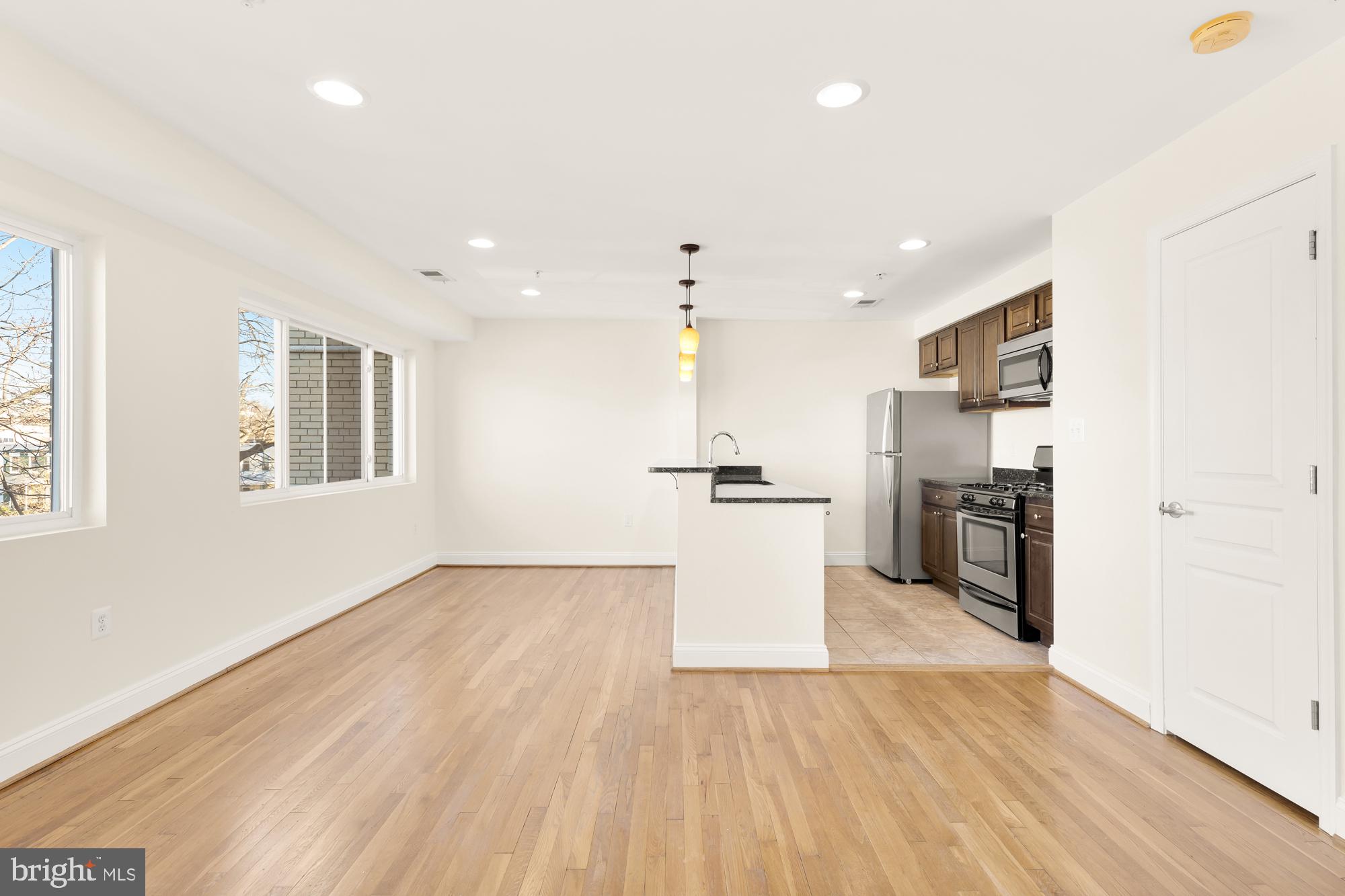 804 Taylor St NW #402