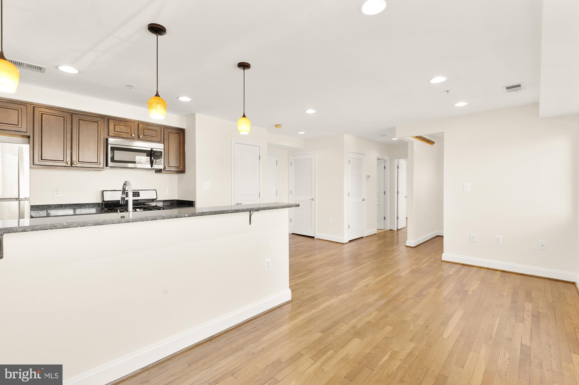 804 Taylor St NW #402